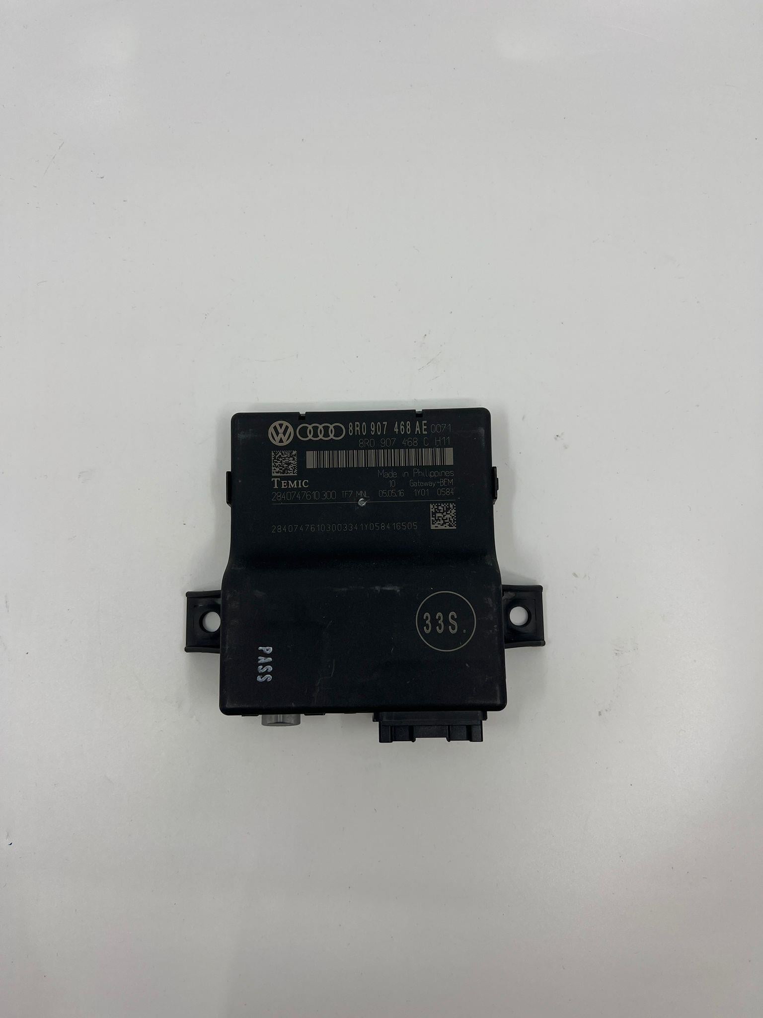 Audi Gateway 8R0 468 AE