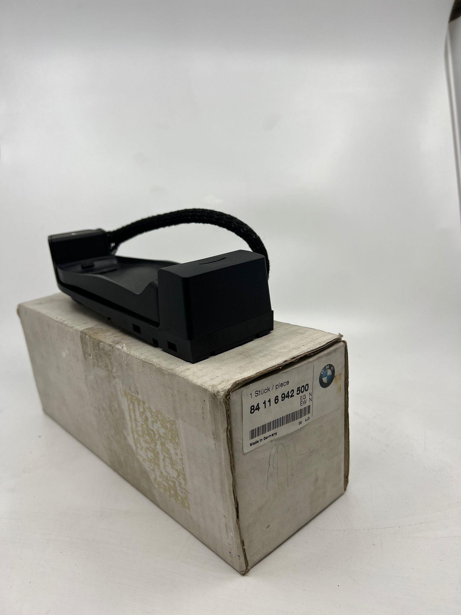 Bmw E60 Telefon Aparatı 6 942 500