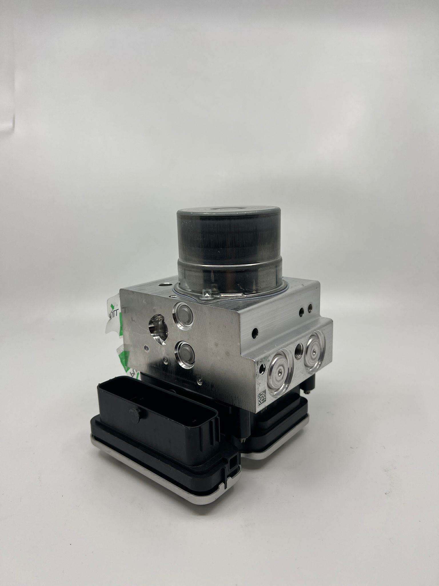 Mercedes W214 ABS Kontrol Ünitesi A214 900 17 09