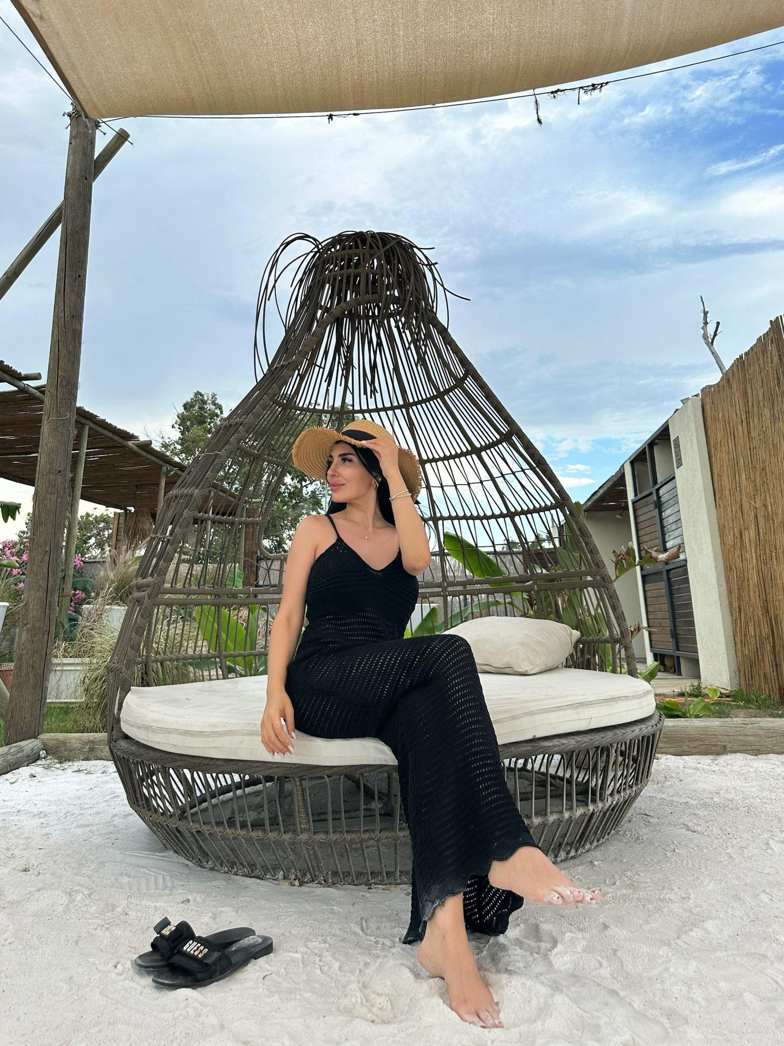 Ajurlu Triko Plaj Elbisesi Siyah