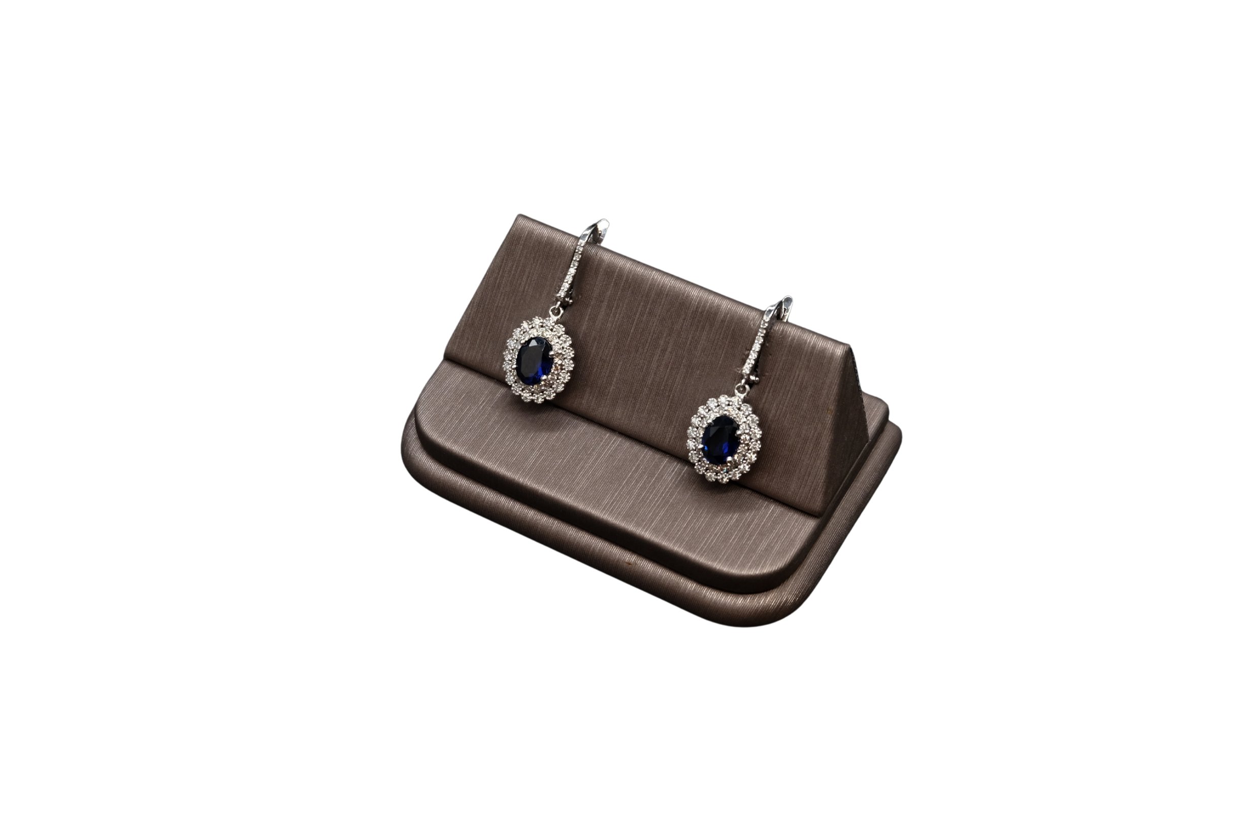 1,34 KARAT DİFÜZYON SAFİR ÇİÇEK PIRLANTA SET