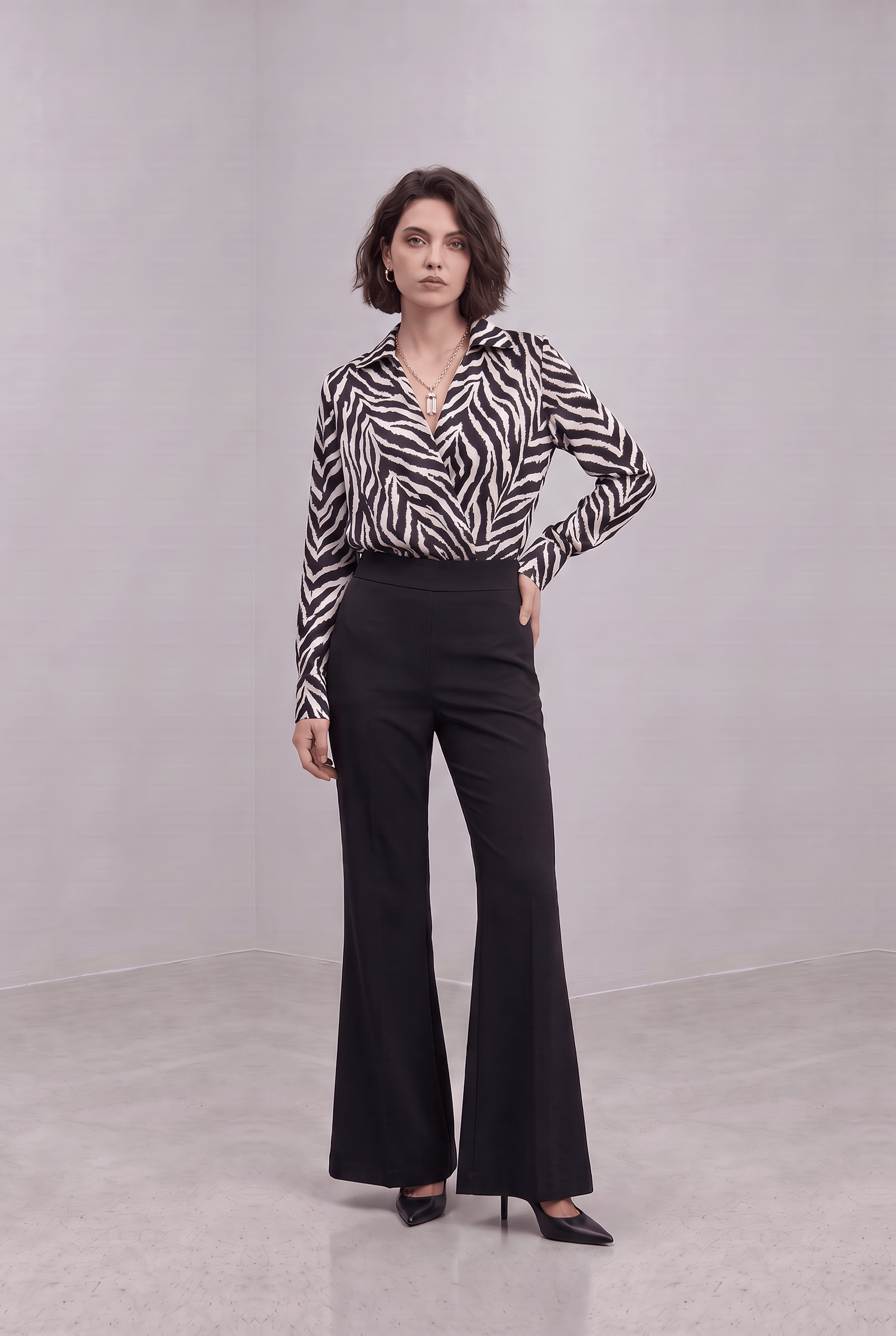 Zebra Alttan Çıtçıtlı Bluz