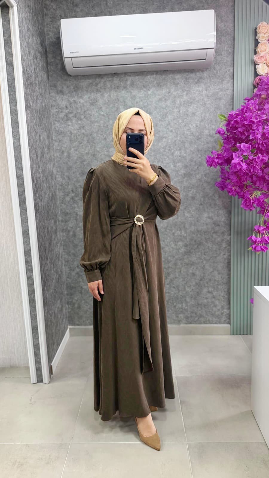 03054 Elbise