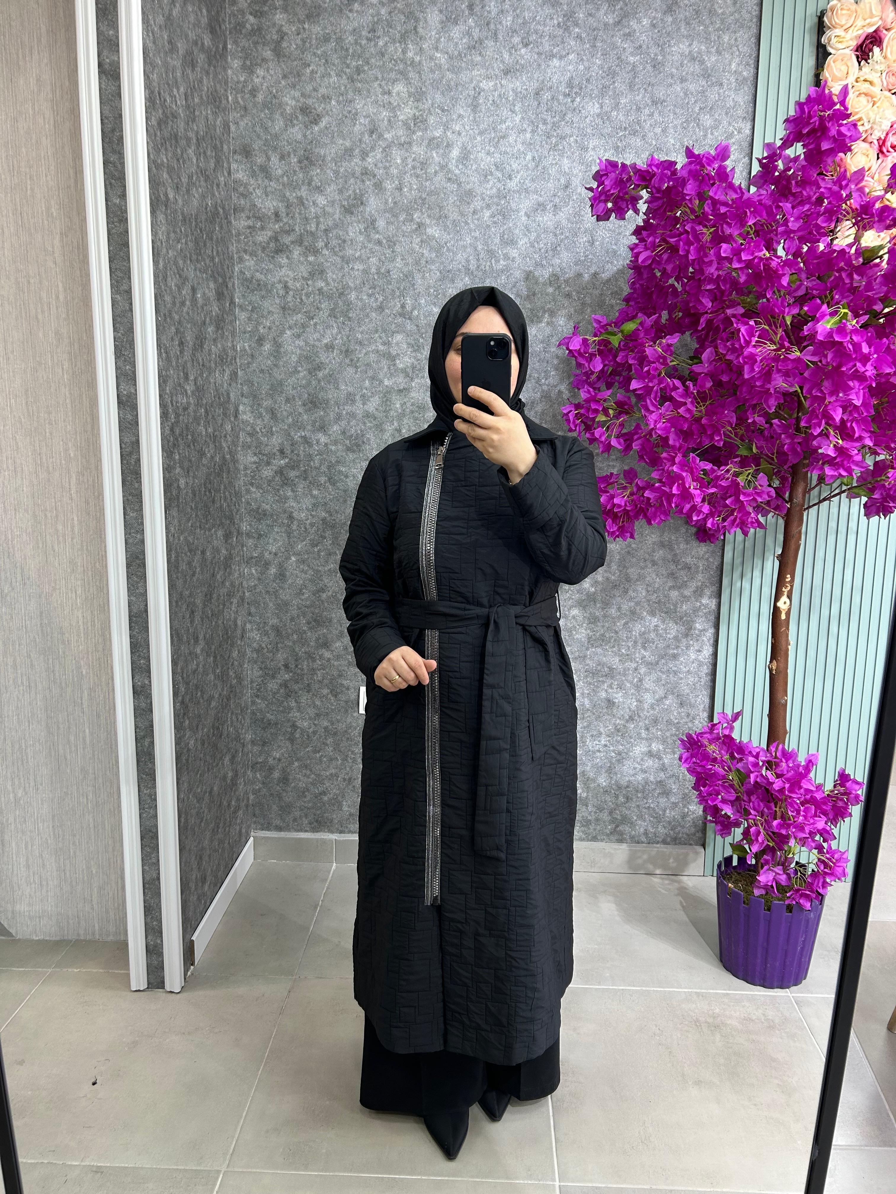 25811 ARMINE KAP