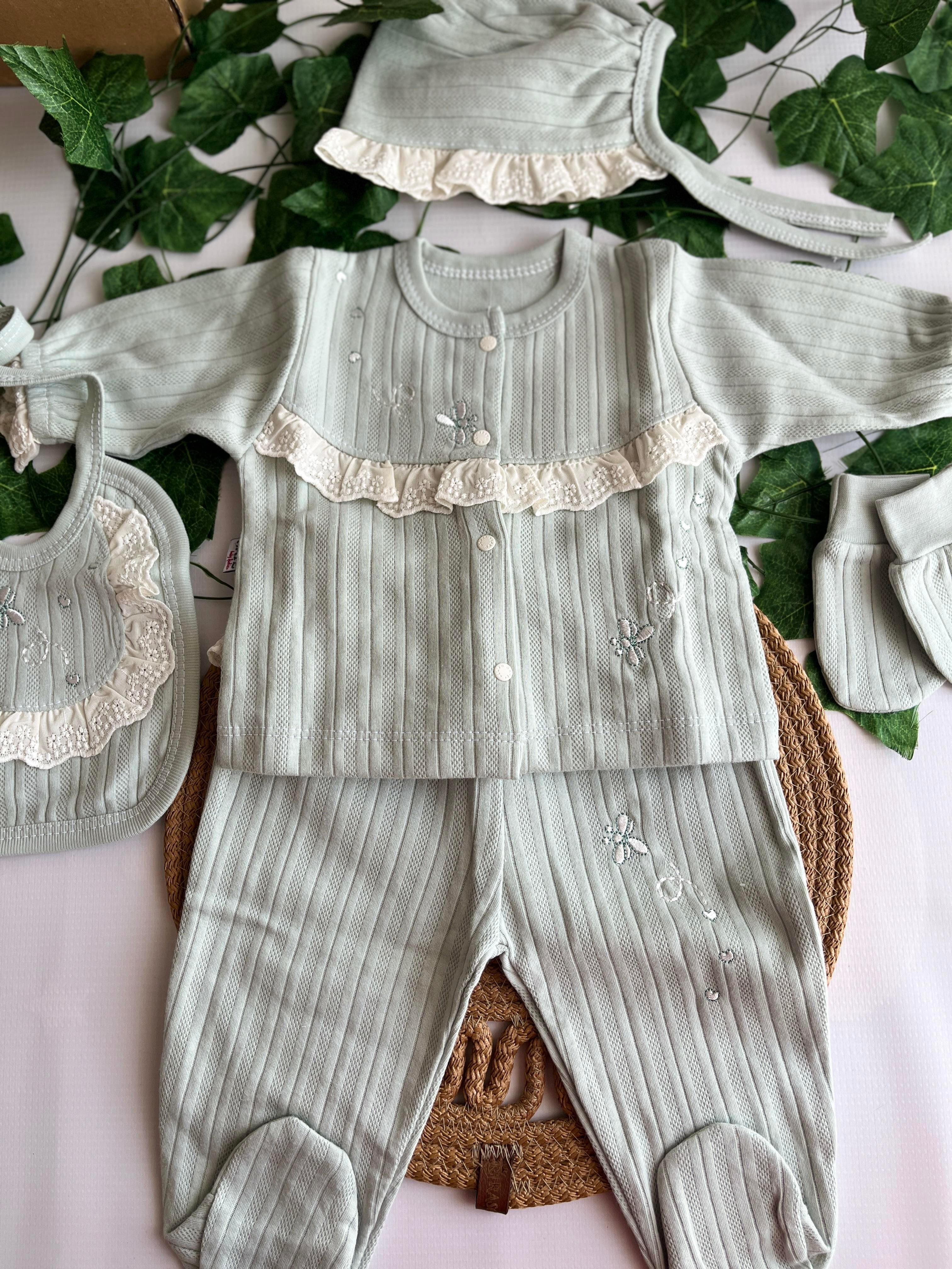Arılı Kalpli Dantel Detaylı Kız Bebek 5li Set 0-3Ay