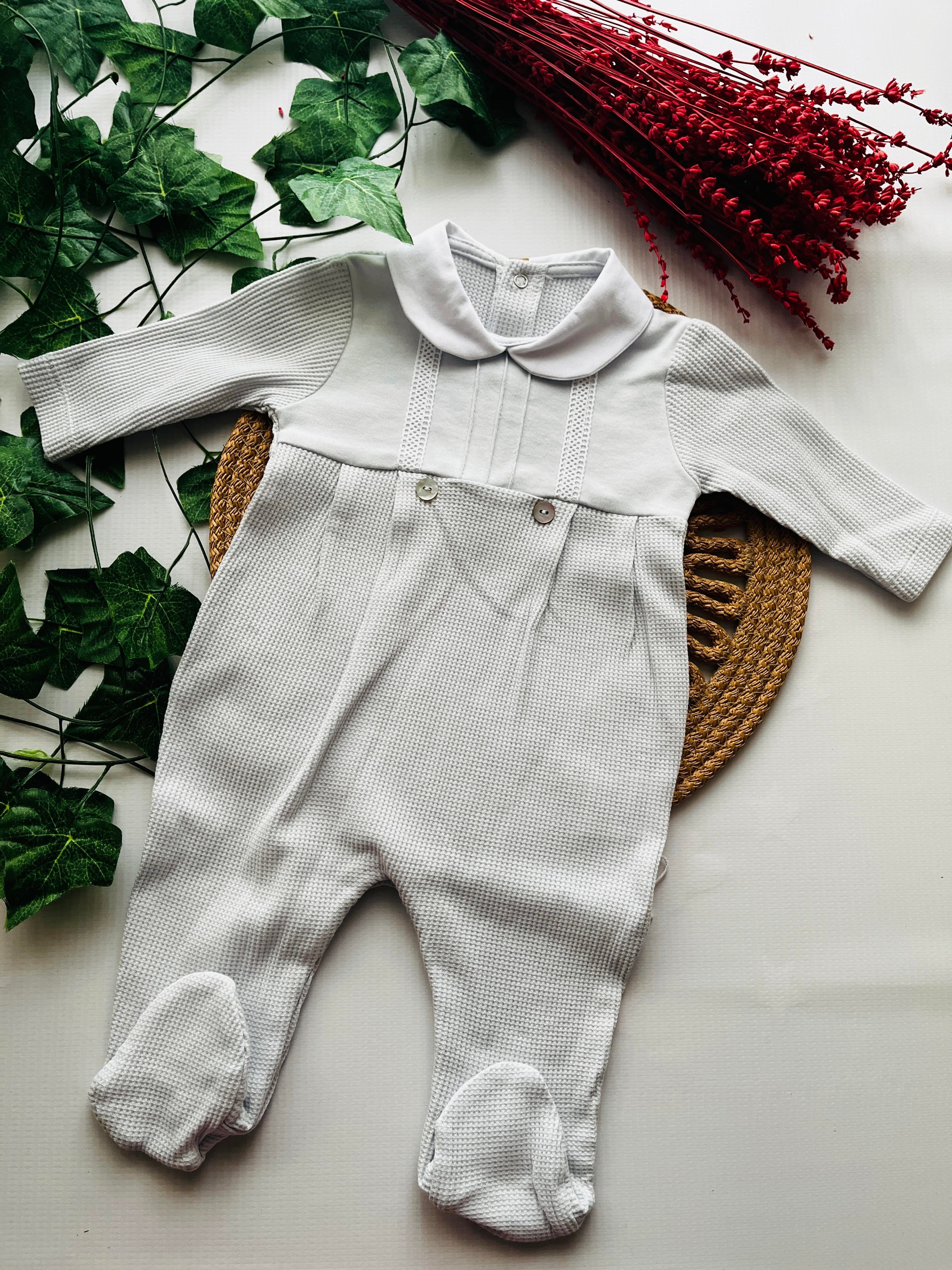 Kopanakili Bebe Yakalı  Erkek Bebek Tulum
