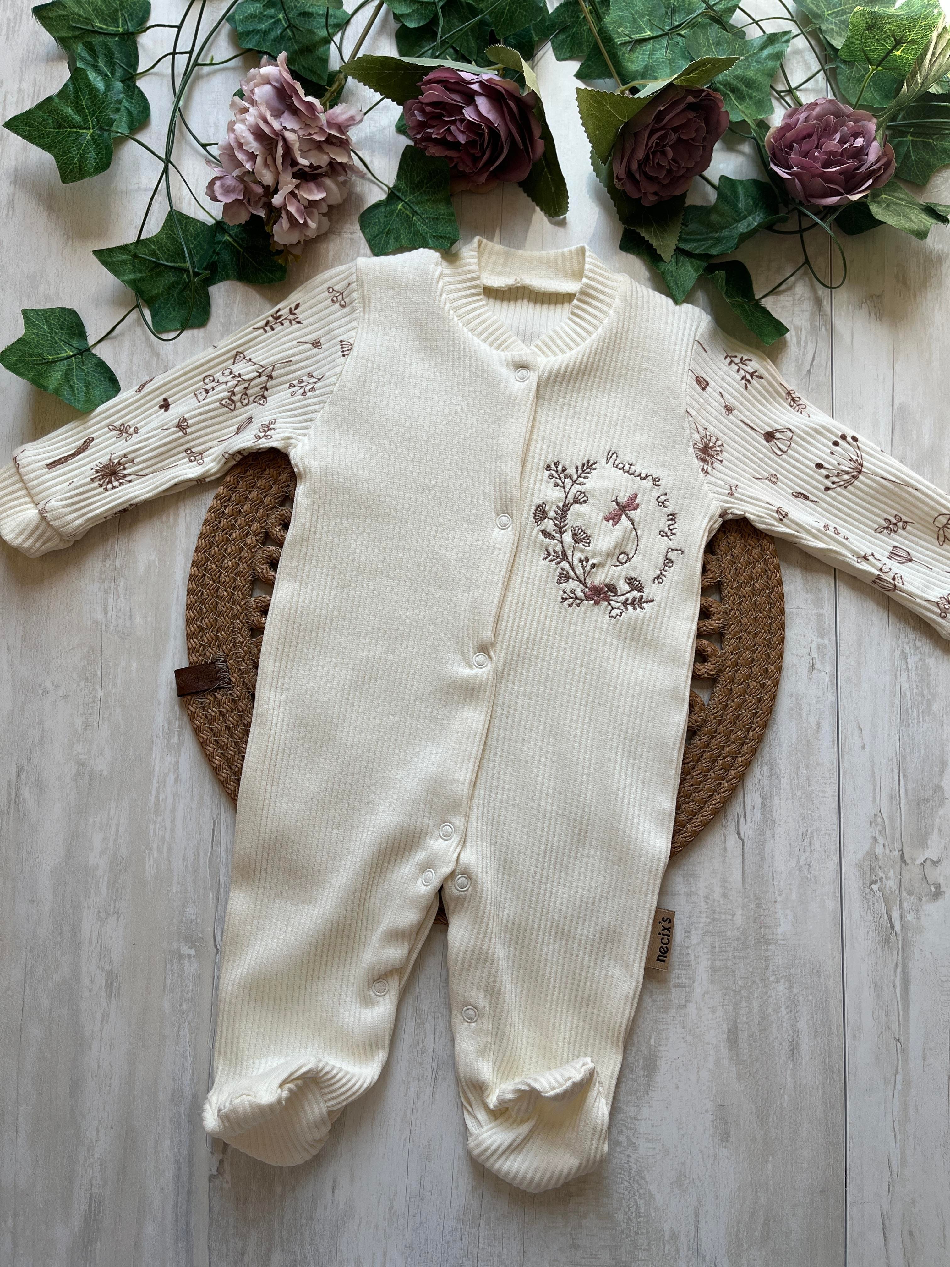 Nakış Detaylı Kız Bebek 3lü Tulum