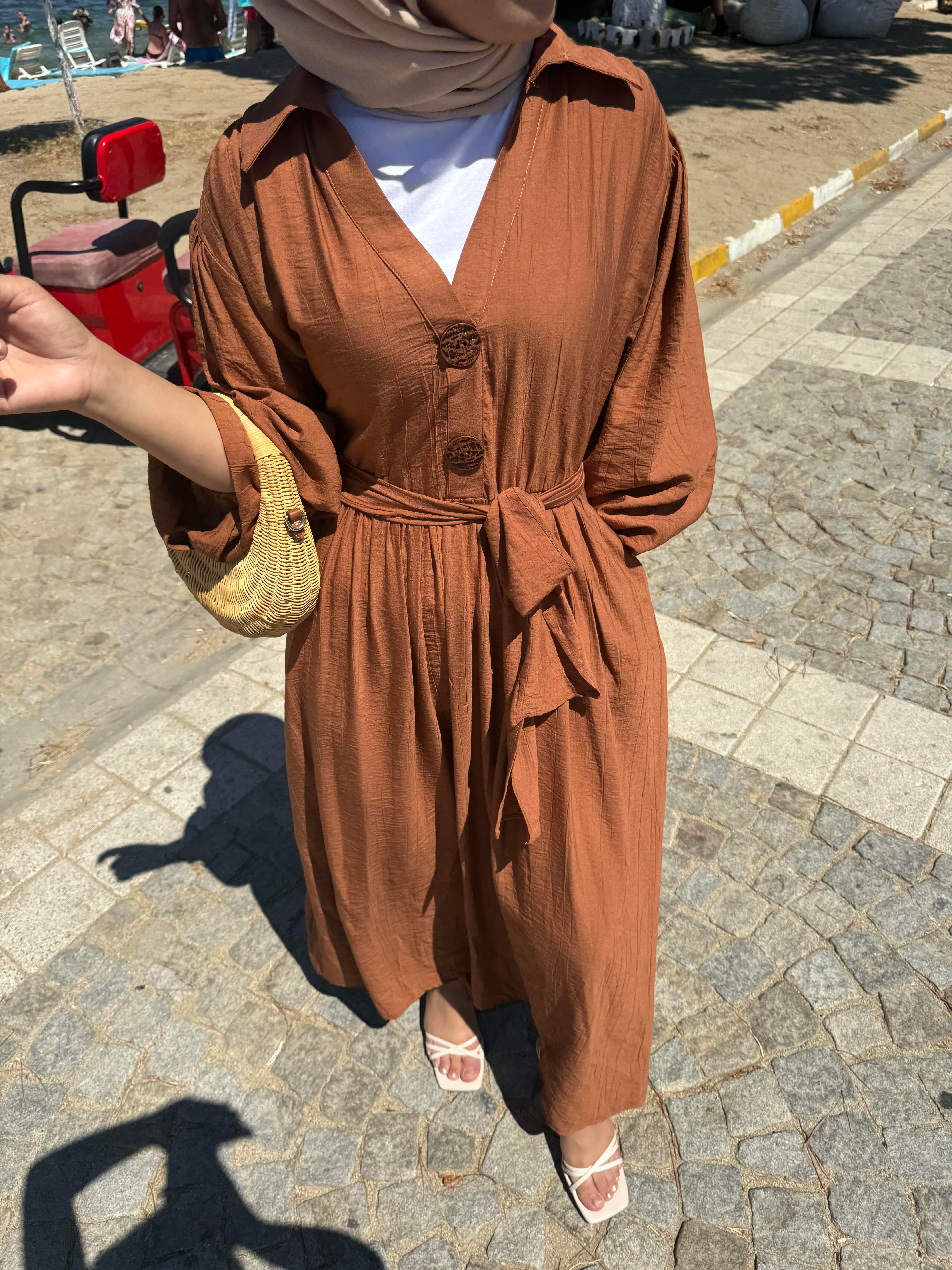 Düğme Detaylı Elbise