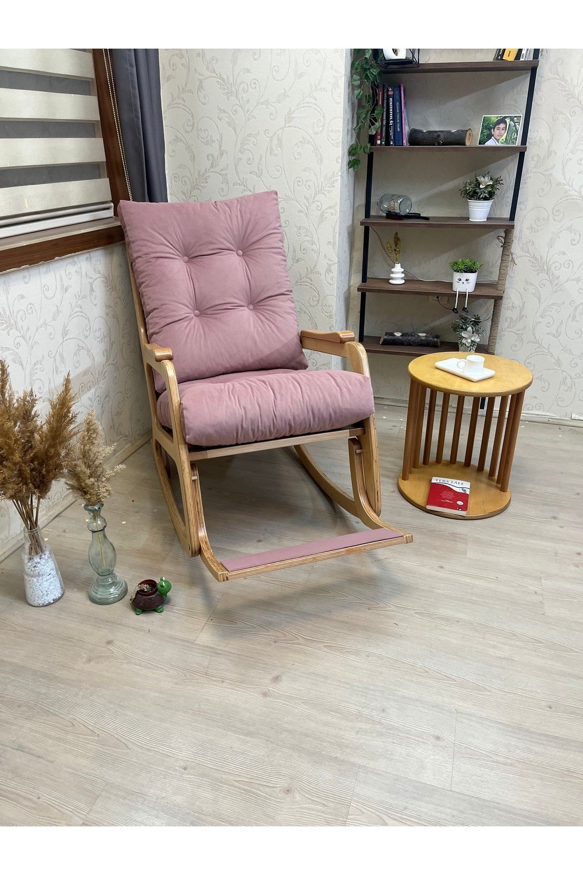 KONTES PEMBE SALLANAN SANDALYE BABA KOLTUĞU OKUMA KOLTUĞU