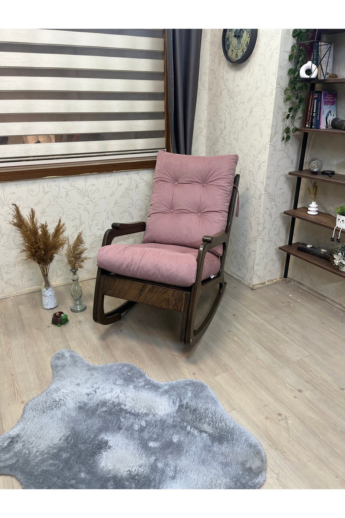 KONTES PEMBE SALLANAN SANDALYE BABA KOLTUĞU OKUMA KOLTUĞU