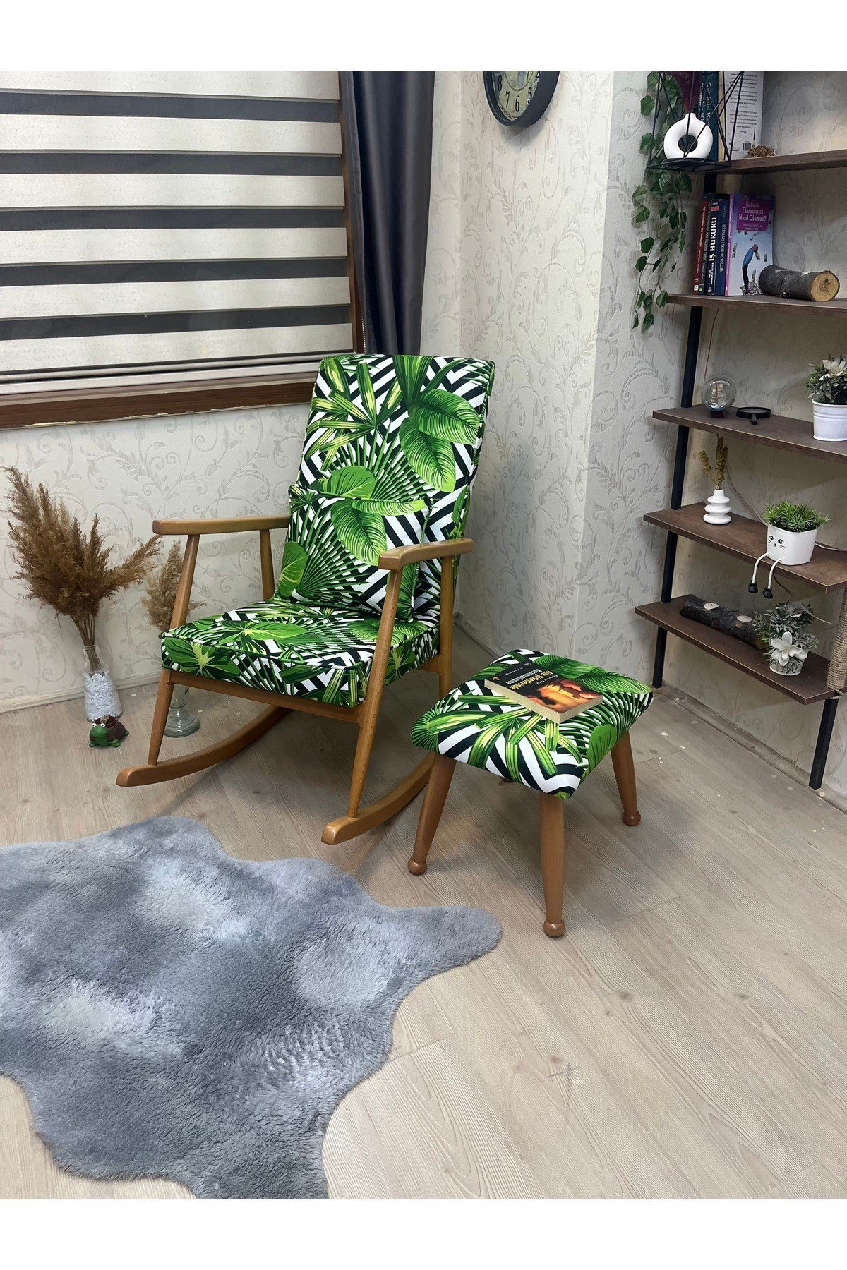 Trend Yeşil Deve Taban Desen Çiçekli Sallanan Sandalye