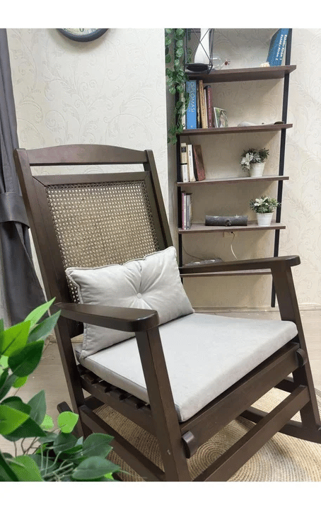 Veranda Minderli Hasırlı Koyu Ceviz Sallanan Sandalye Hazeranlı Dinlenme Koltuğu