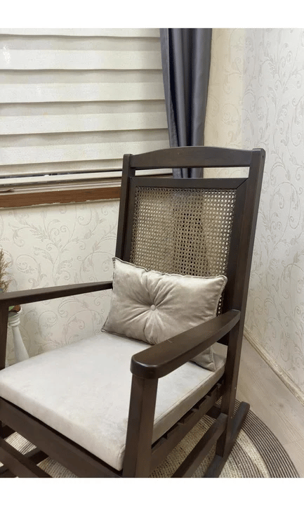 Veranda Minderli Hasırlı Koyu Ceviz Sallanan Sandalye Hazeranlı Dinlenme Koltuğu