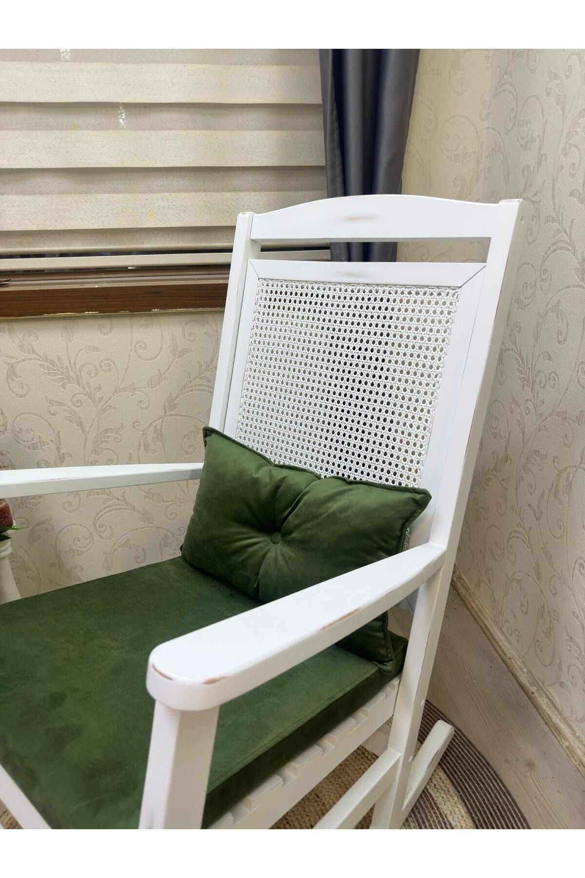 Veranda Naturel Krem Minderli Hasırlı Sallanan Sandalye Hazeranlı Dinlenme Koltuğu