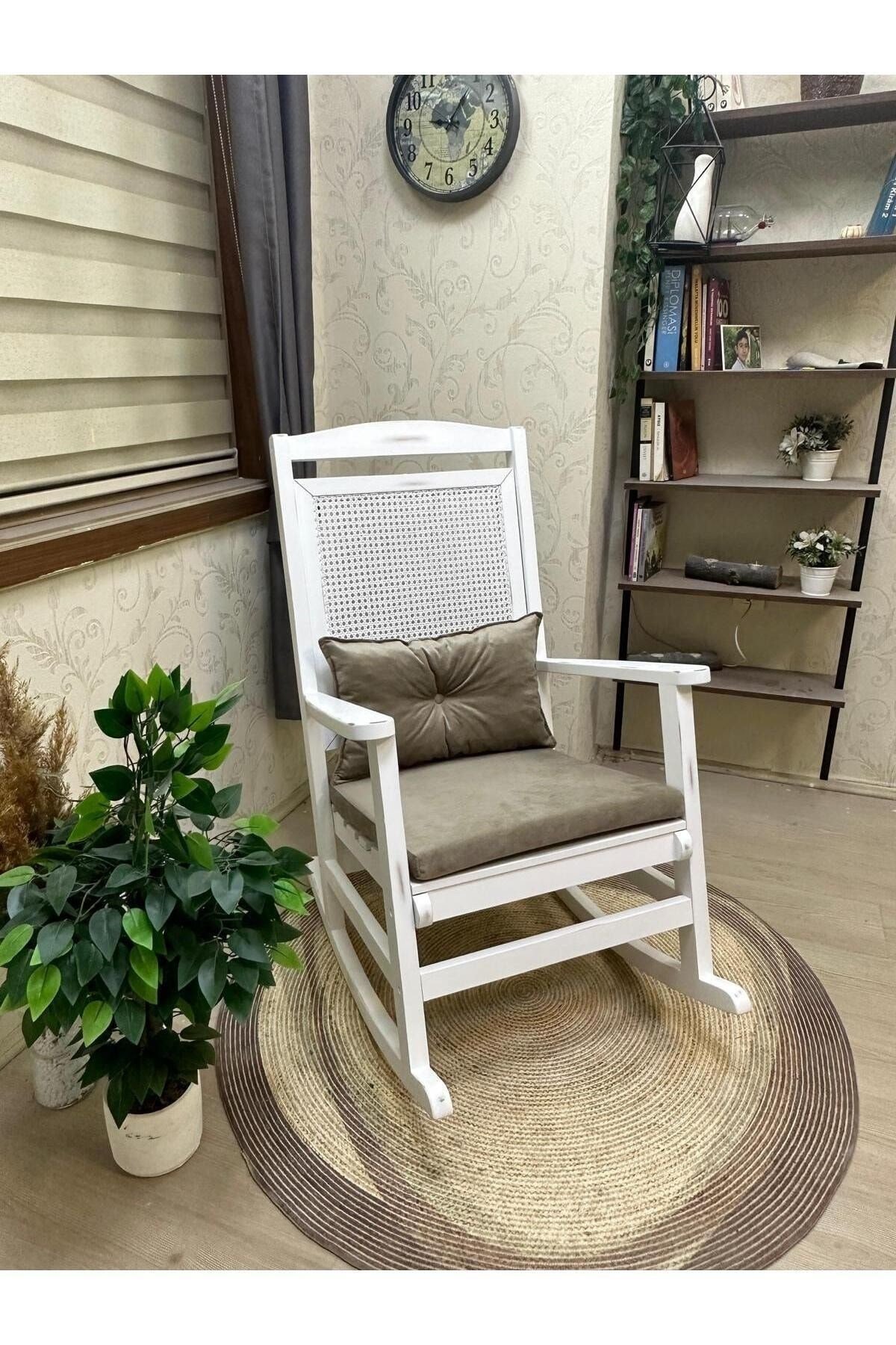 Veranda Naturel Krem Minderli Hasırlı Sallanan Sandalye Hazeranlı Dinlenme Koltuğu