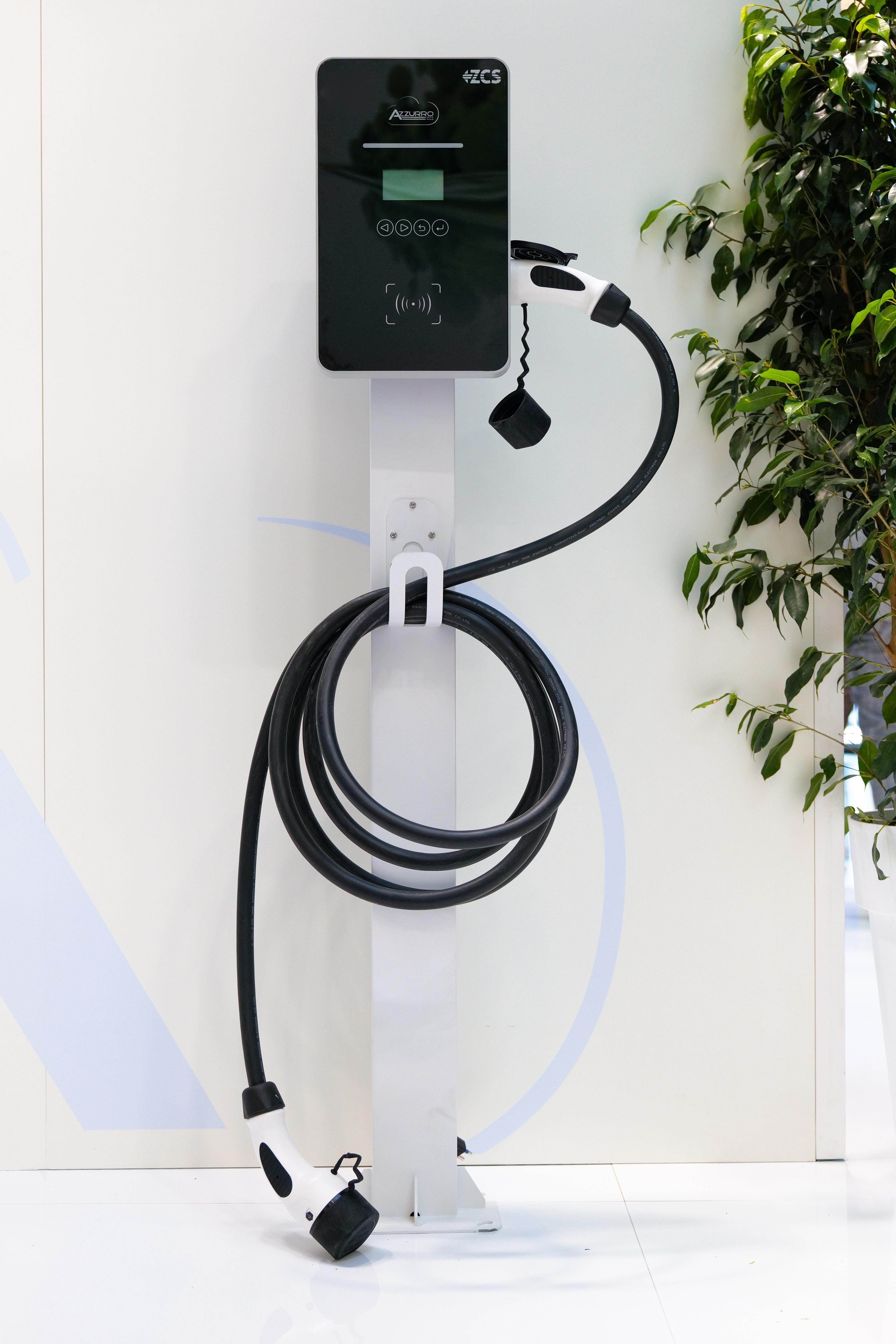 AZZURRO EV CHARGE 1-PH 7KW
