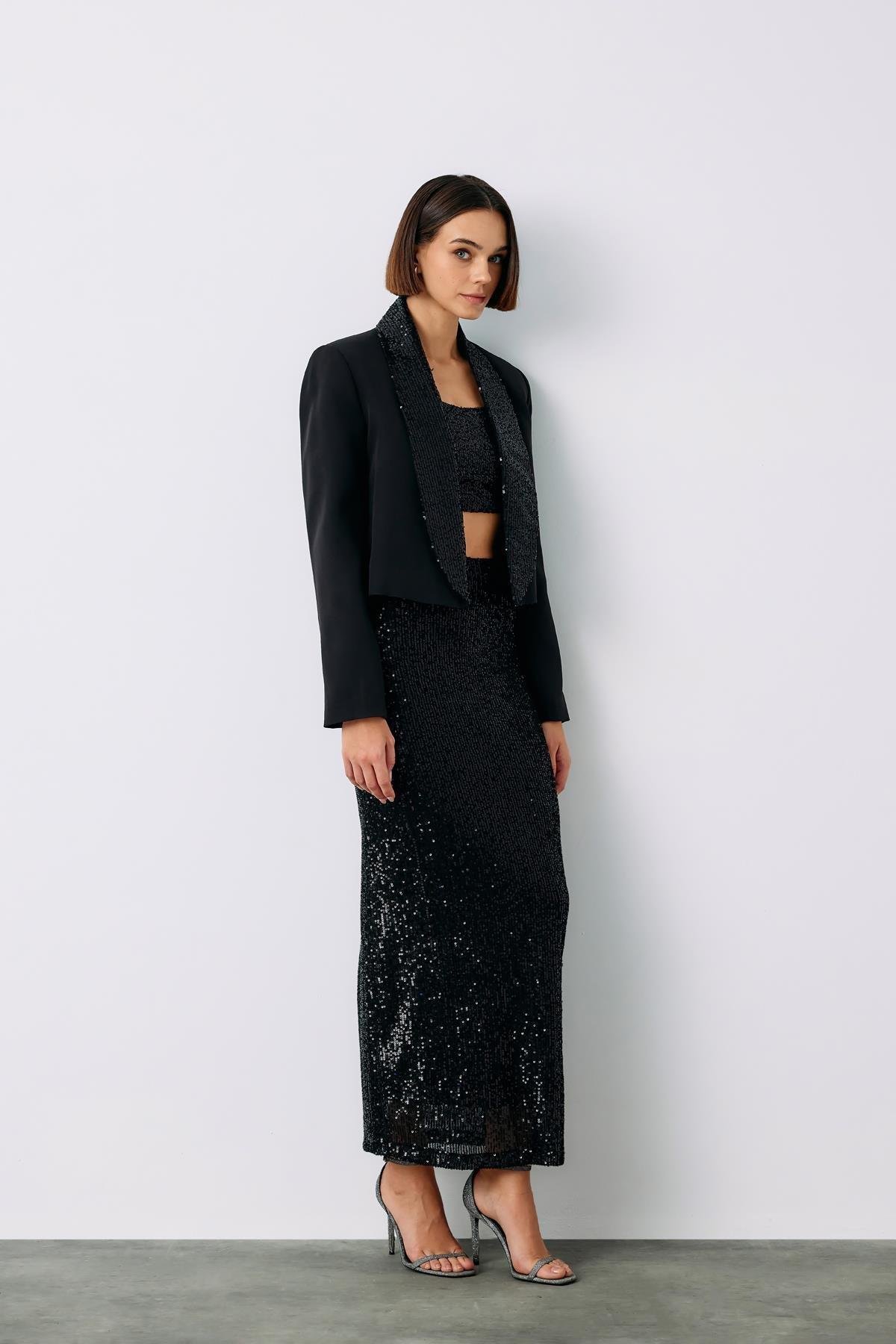 Karolin Siyah Midi Etek