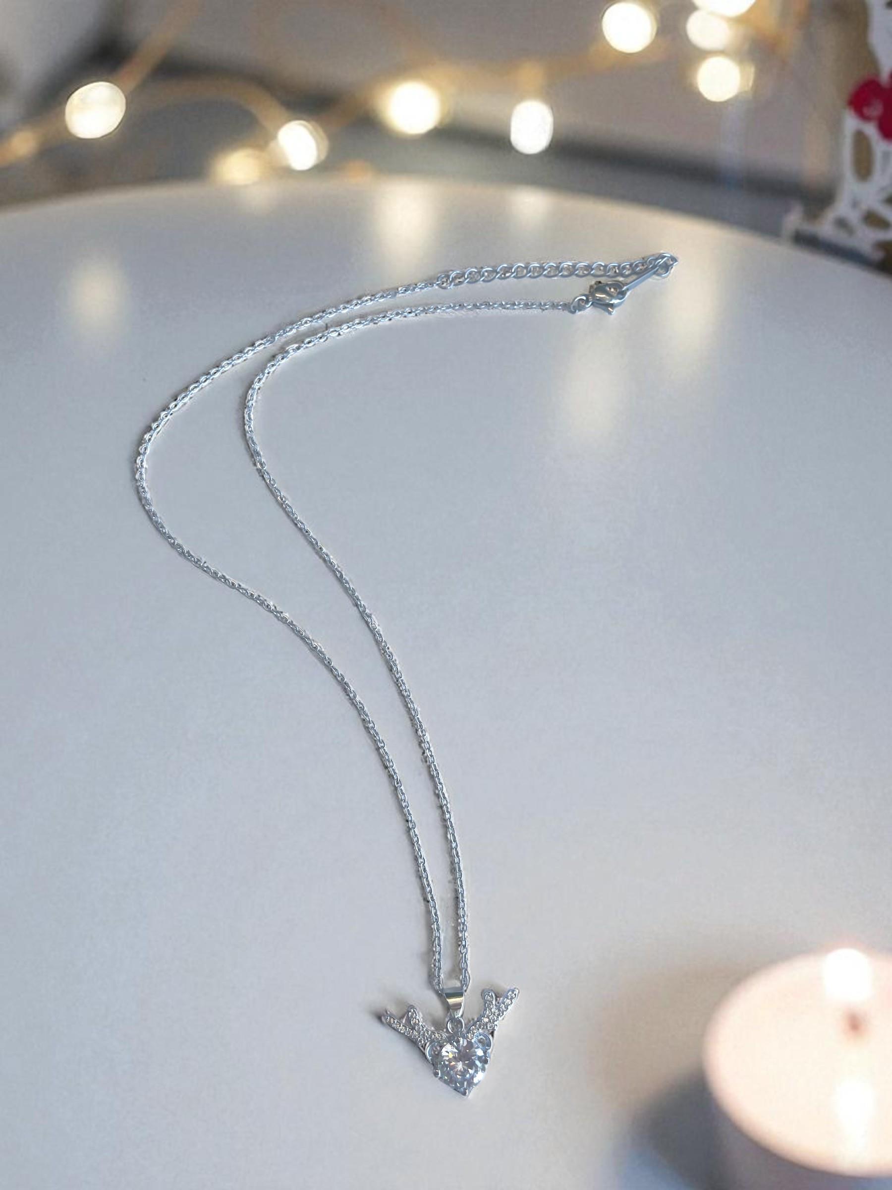 Parıltı Taş Tasarım Kalp Kolye Silver