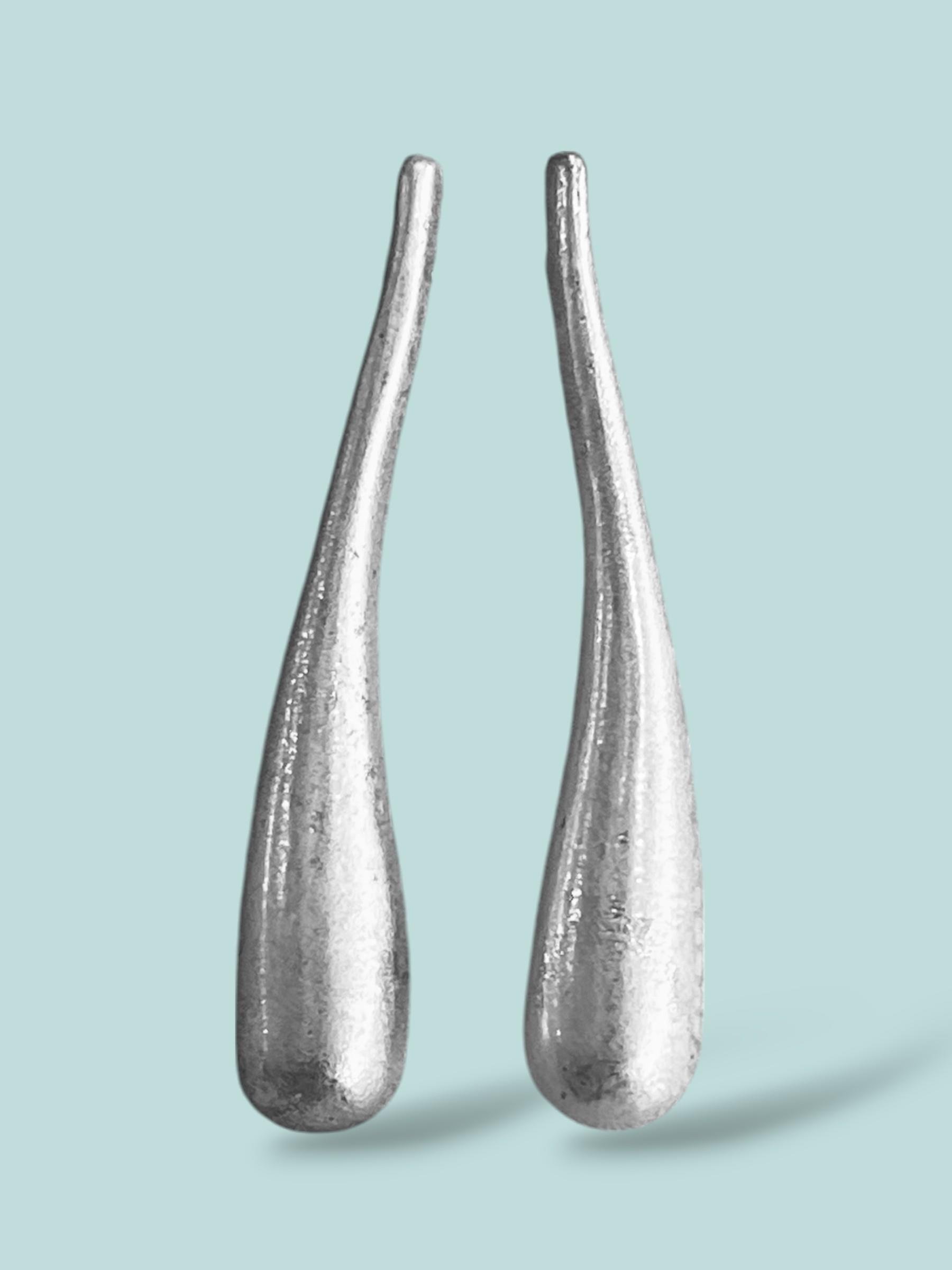 Uzun Damla Tasarım Silver Küpe