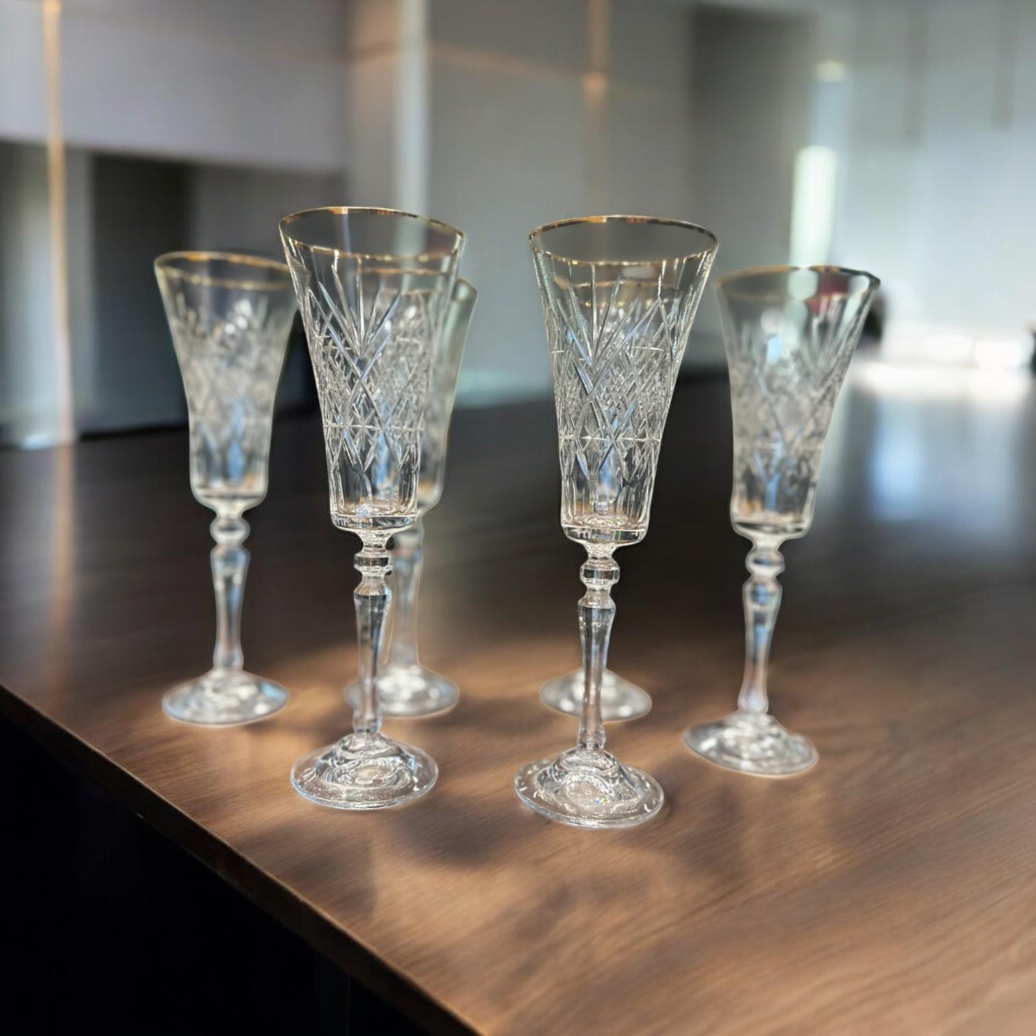 Altın Yaldızlı El Kesimi Kristal Kadeh Seti – 6'lı Vintage Şampanya KadehiBARDAK VE KADEHMHA HOMEAltın Yaldızlı El Kesimi Kristal Kadeh Seti – 6'lı Vintage Şampanya Kadehi