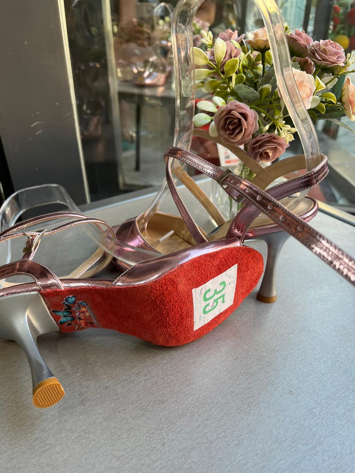PARLAK LİLA KELEBEK MODEL 8,5 CM BOT KADEH MODEL TOPUK TANGO, DANS VE SALON AYAKKABISI