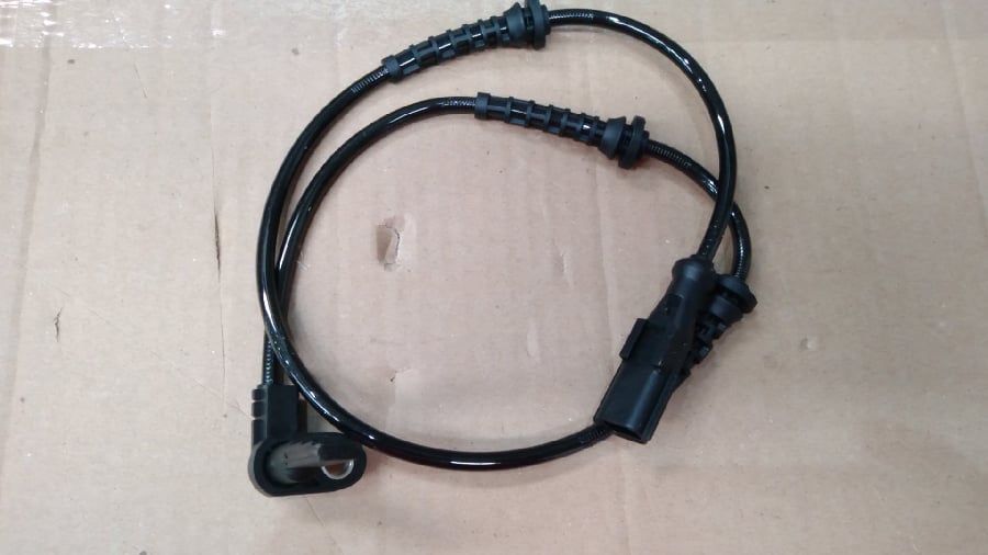 ABS SENSORU ON SAGSOL RENAULT MGN III 15 dCI 16 16VCLIO III 15 dCI 16 16V FLUENCE SCENIC 15