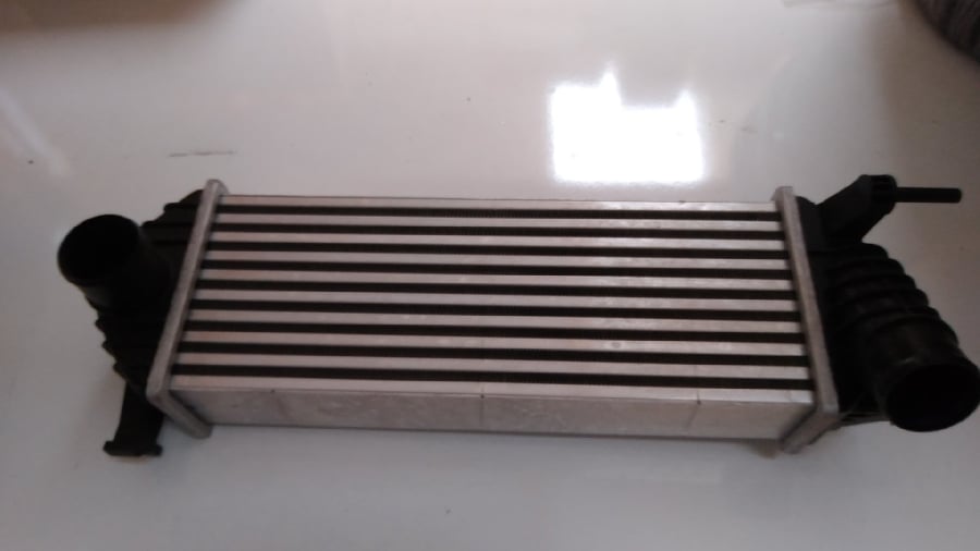 INTERCOOLER  KELEPCE SIKMALI  RENAULT KANGOO III 15 DCI 105BG 12581410 8200427469  8200382109