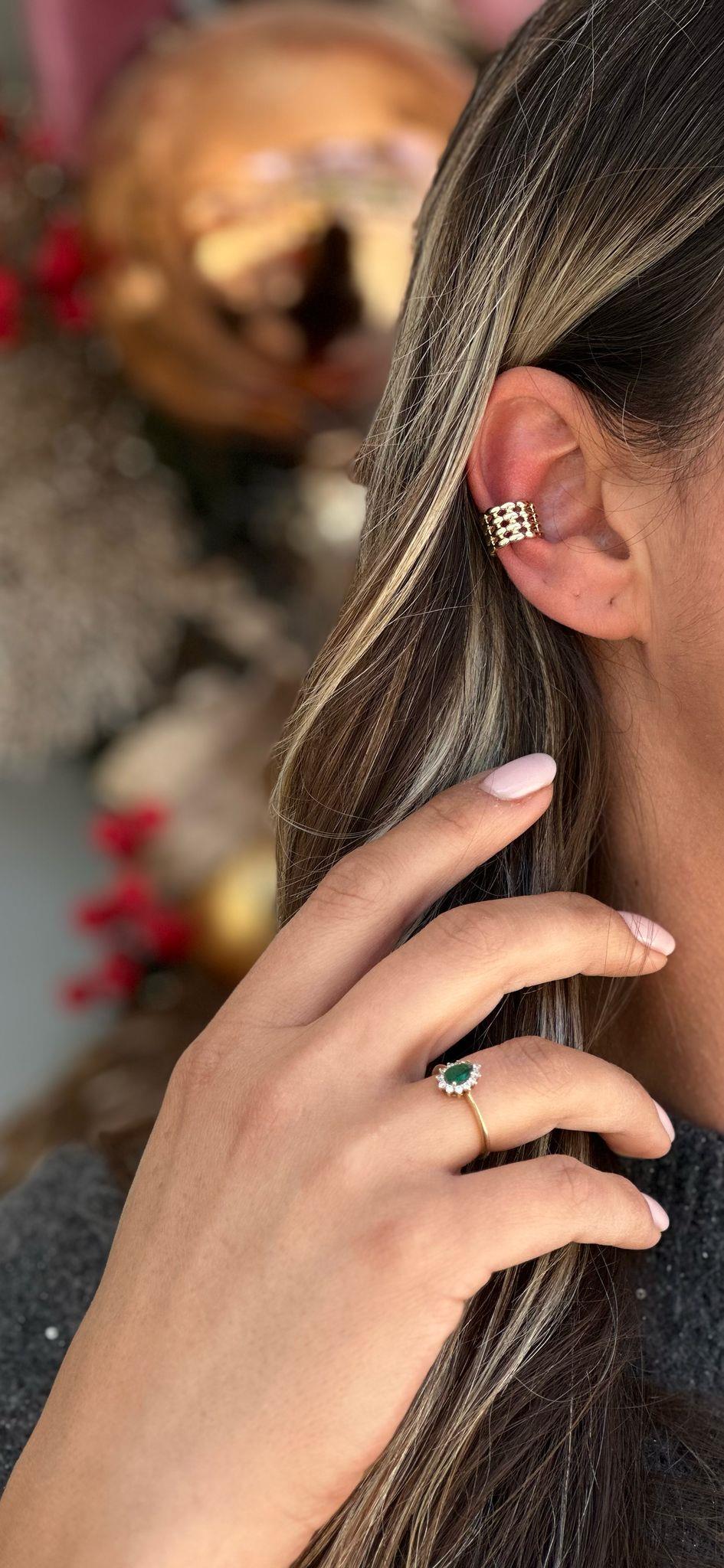 EARCUFF