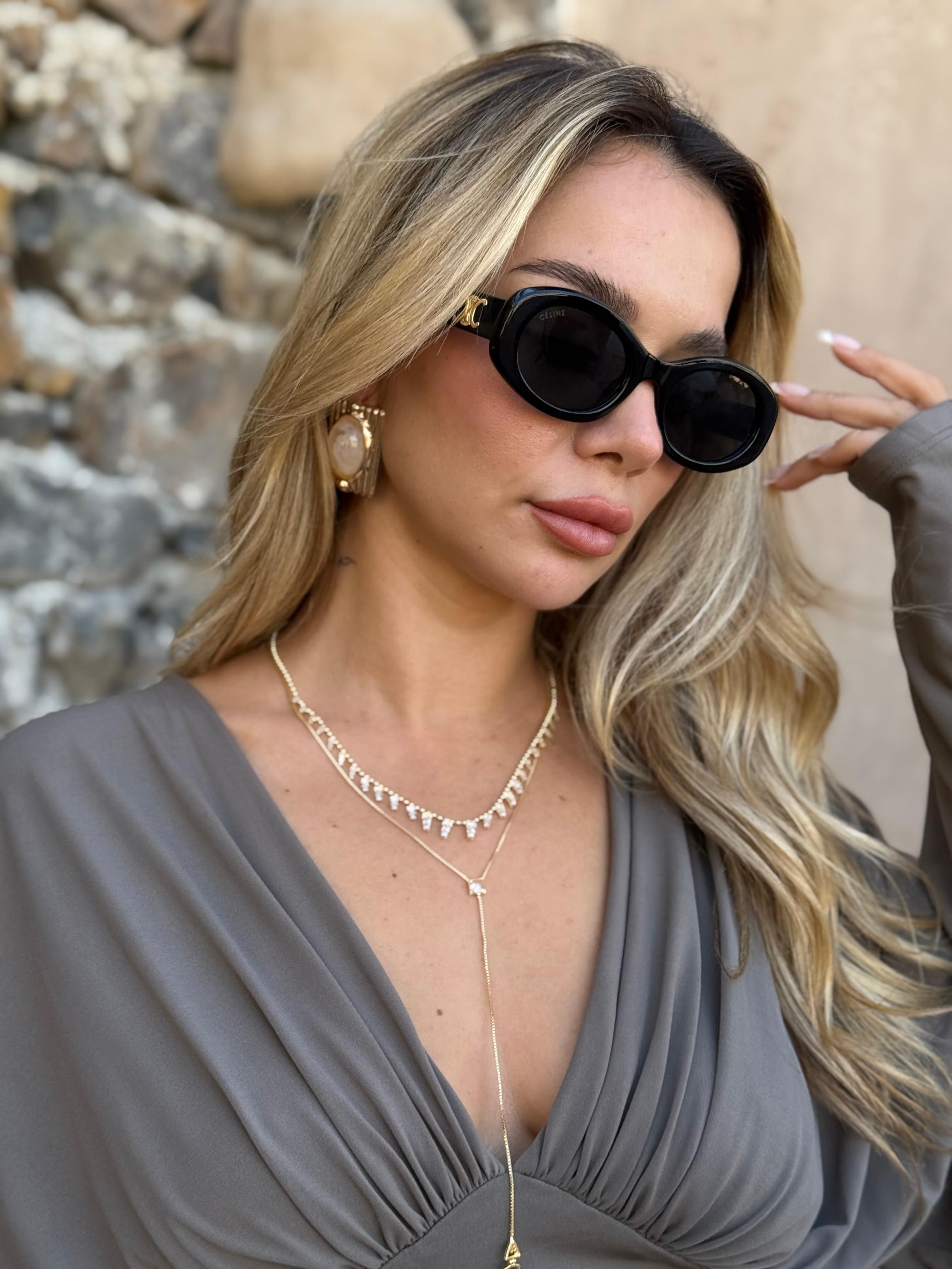 NESLİHAN X SESİ AKSESUAR ÇELİK KÜPE