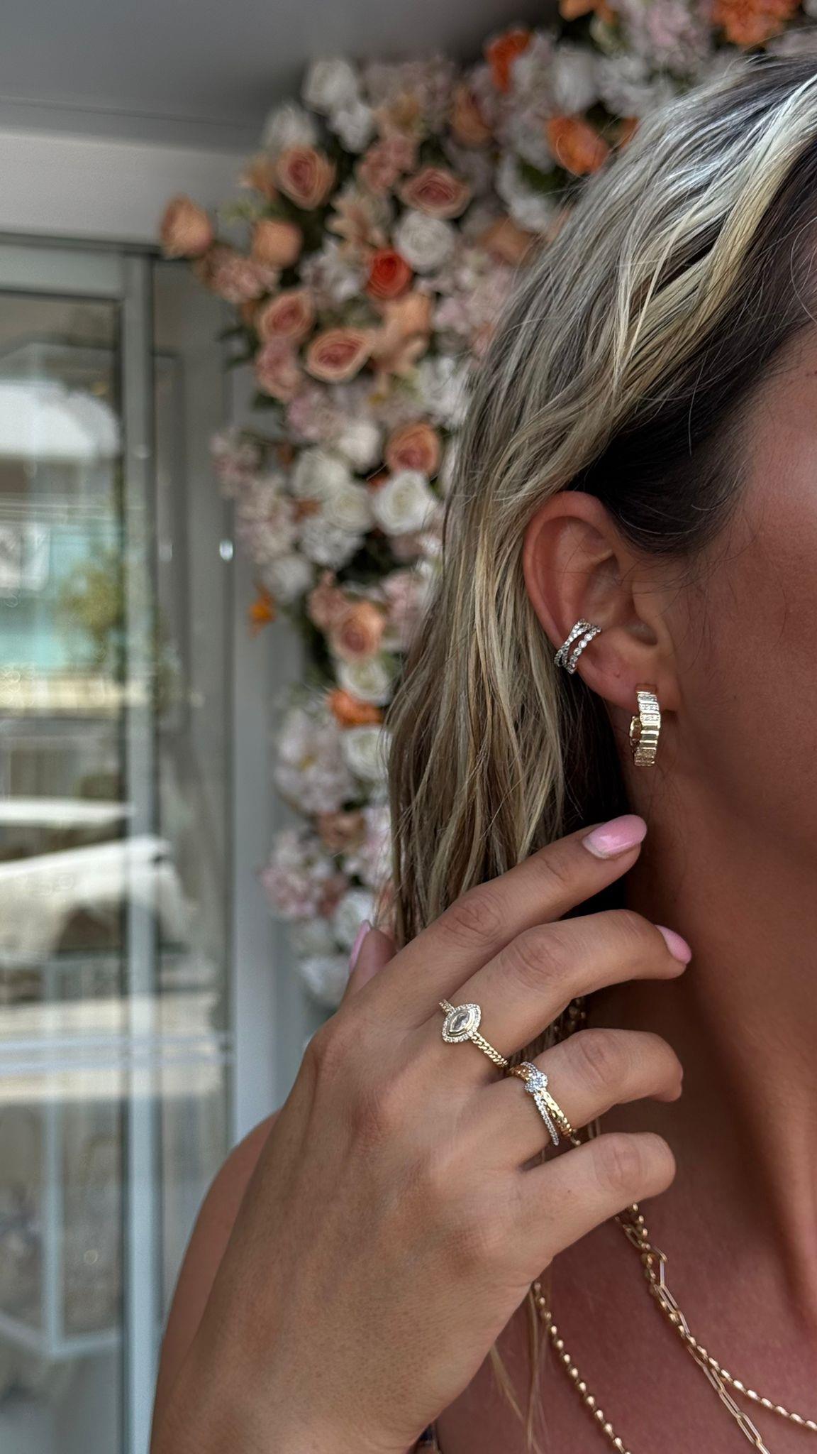 SESİ KOMBİN (ÖZEL SERİ) EARCUFF VE KÜPE 18K