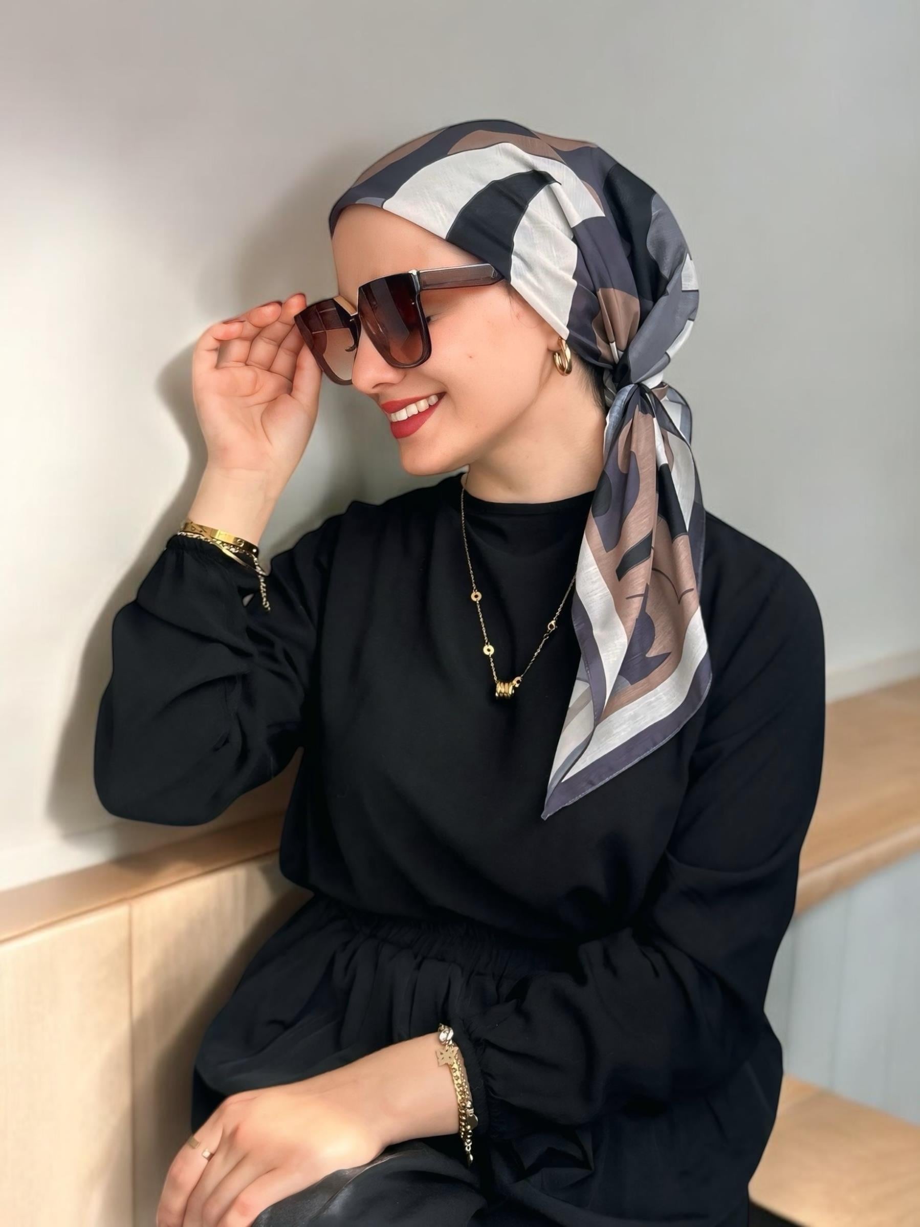 Digital Baskılı Pamuklu Eşarp Colorful Desen Kahve