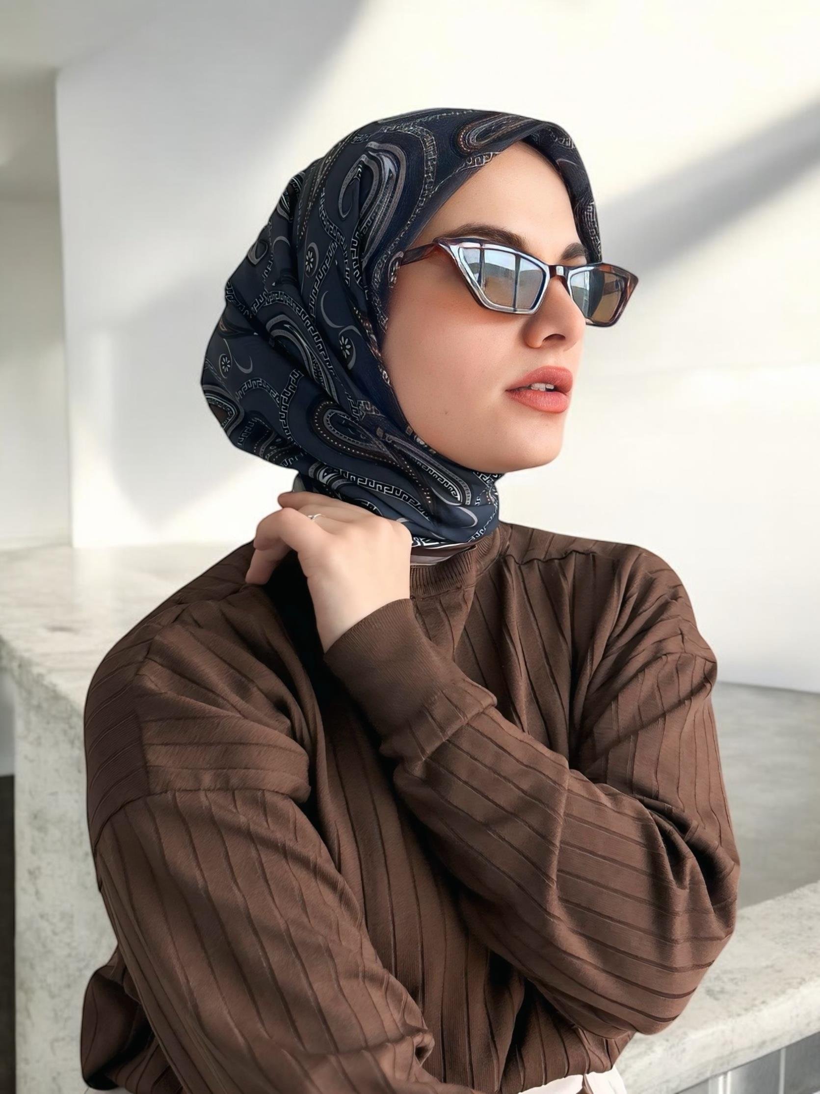 Digital Baskılı Pamuklu Eşarp Jessica Desen Lacivert