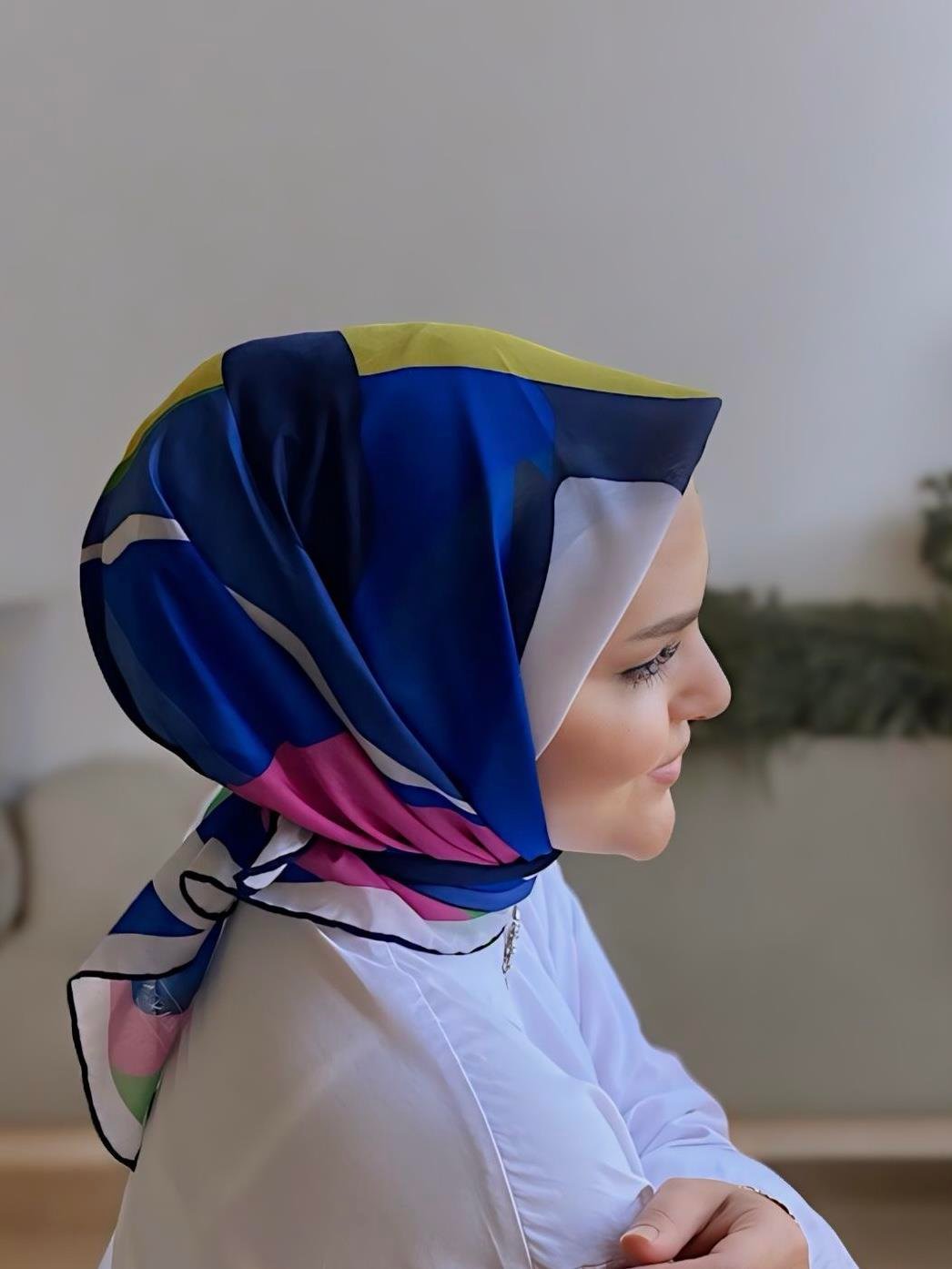 Digital Baskılı Pamuklu Eşarp Twist Desen Lacivert-Sarı