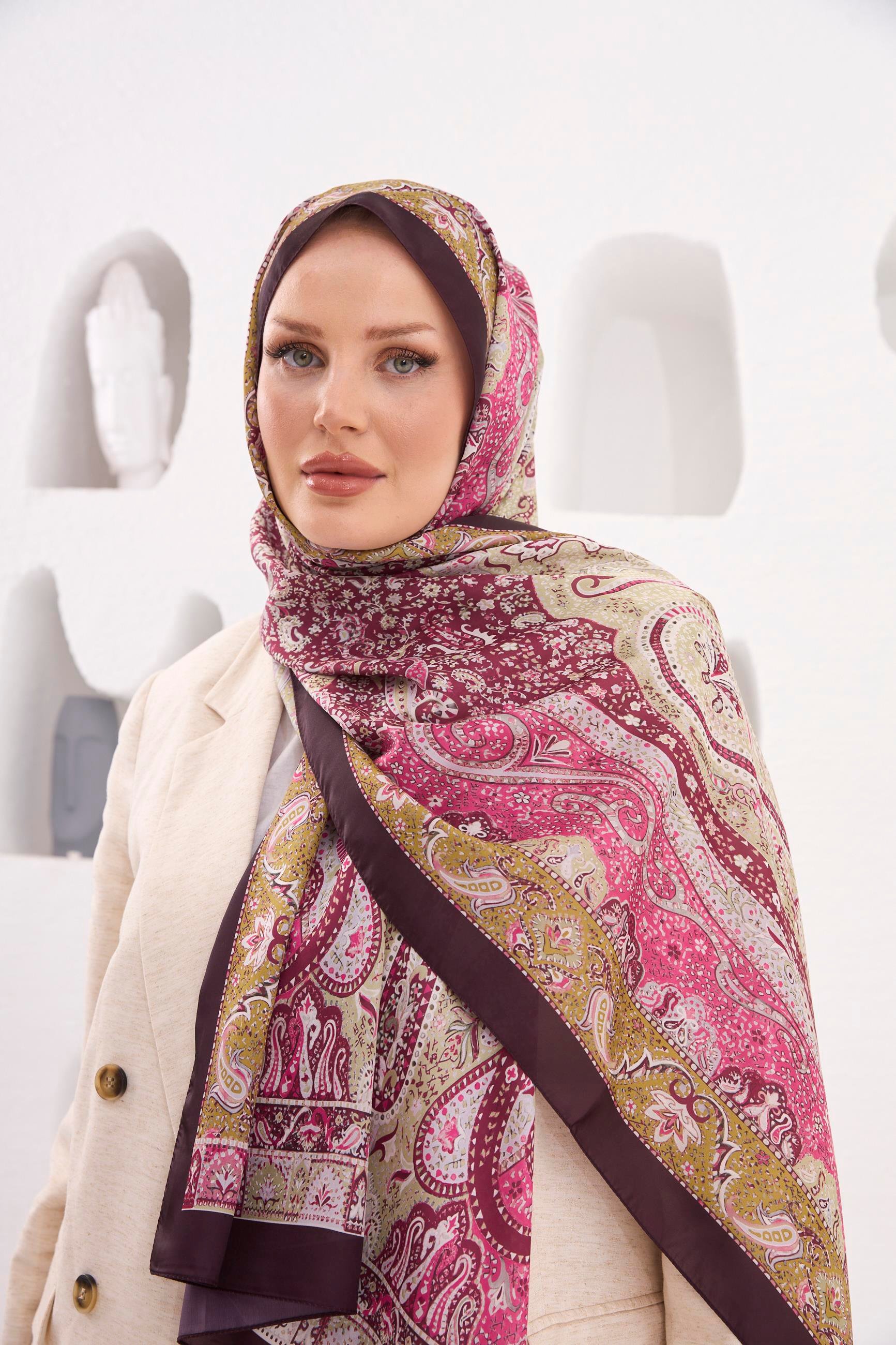 Enricoferri Lucia Desen Şal Lucia01-05