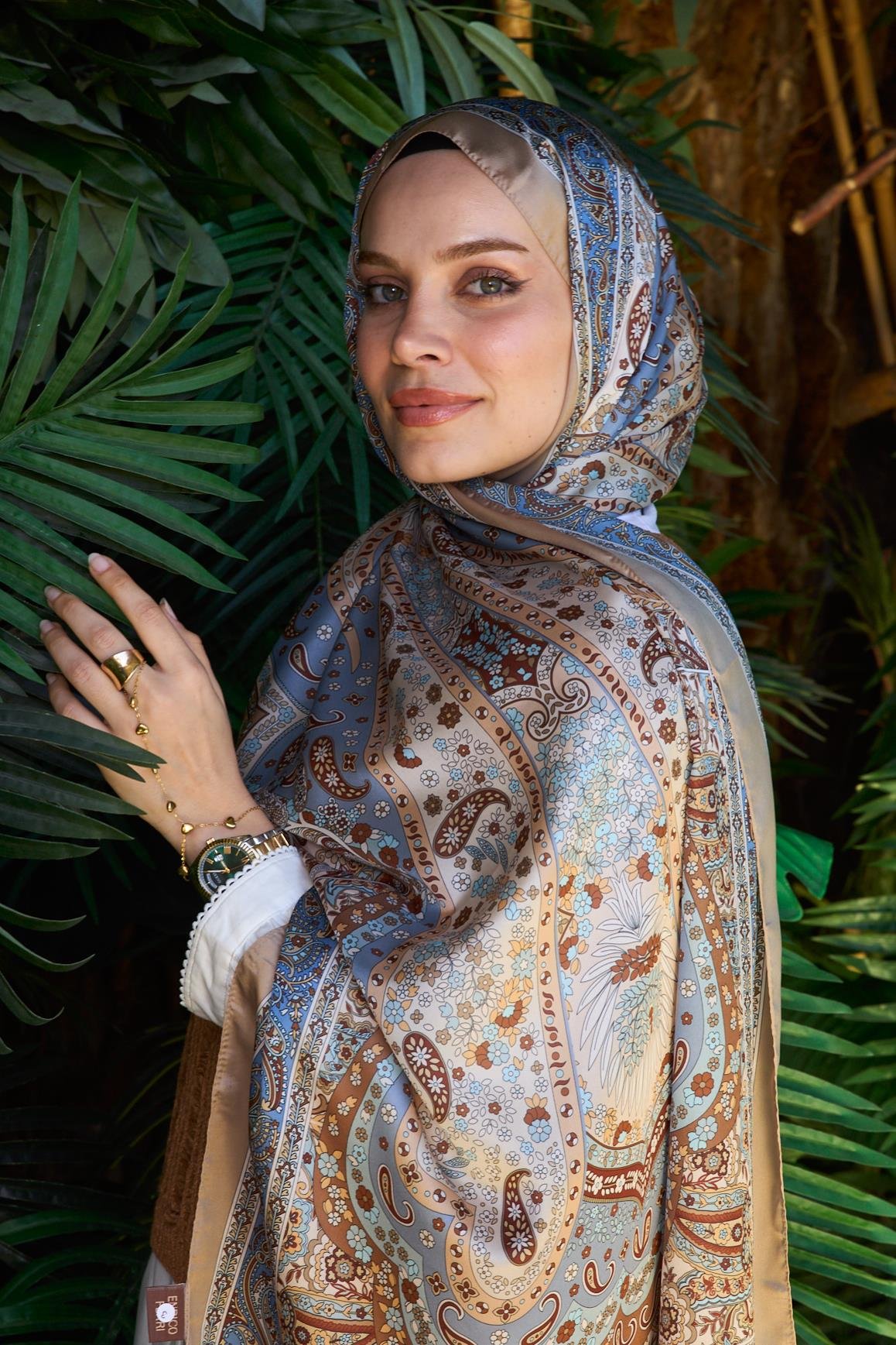 Enricoferri Lucia Desen Şal Lucia02-17