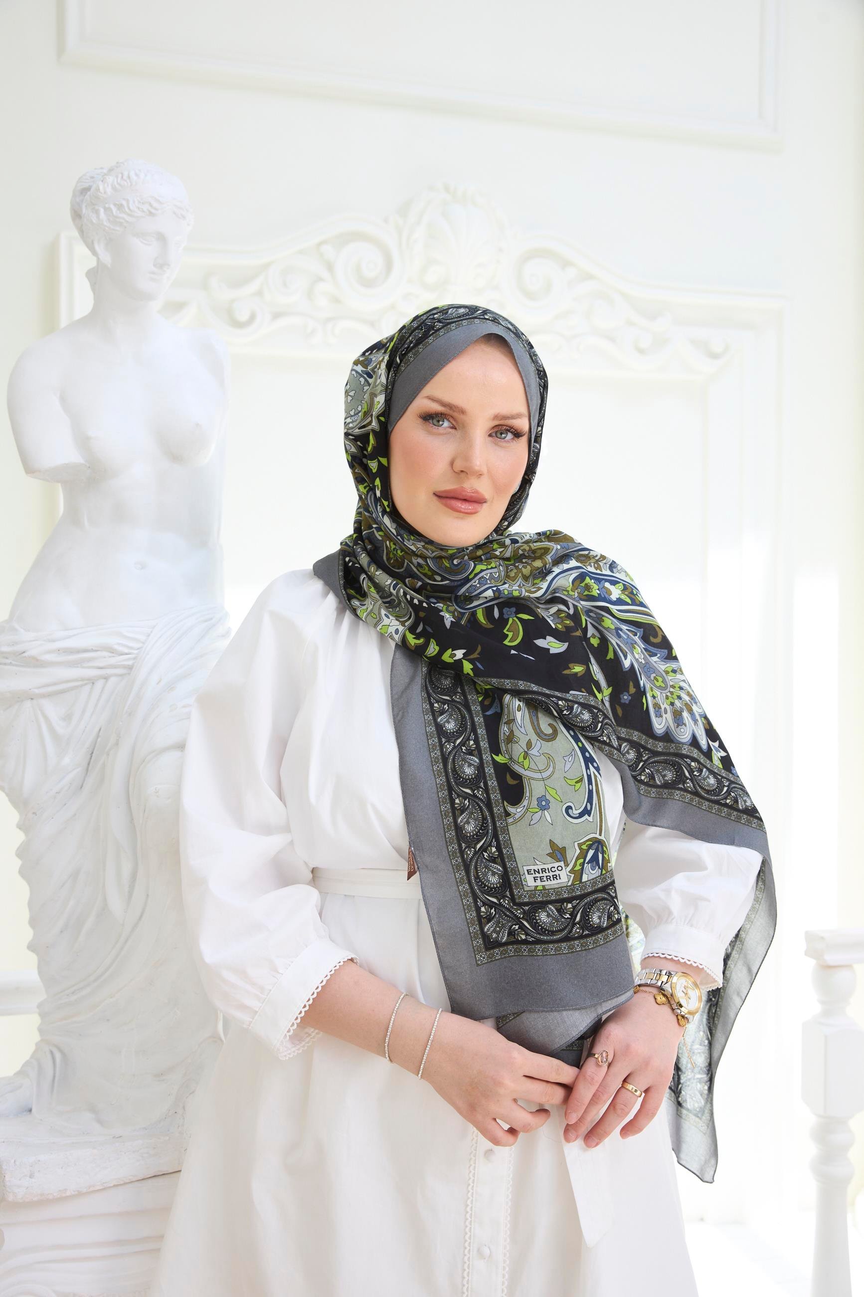 Enricoferri Petra Desen Şal Petra02-04