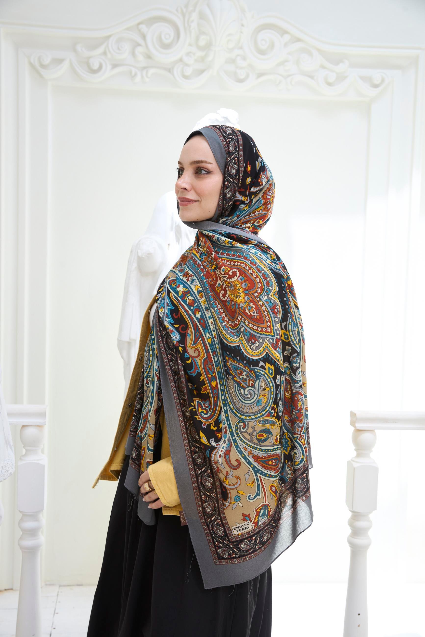 Enricoferri Petra Desen Şal Petra02-10