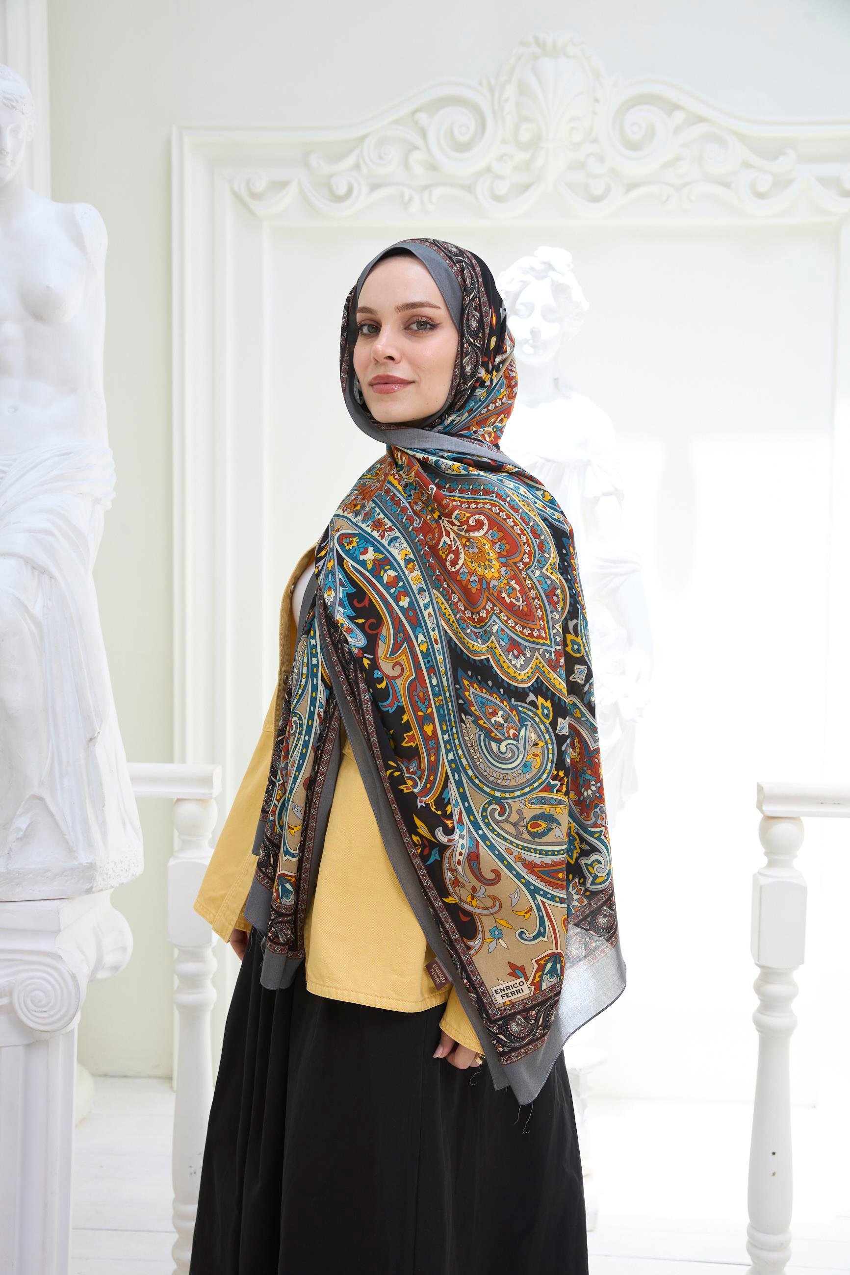 Enricoferri Petra Desen Şal Petra02-10