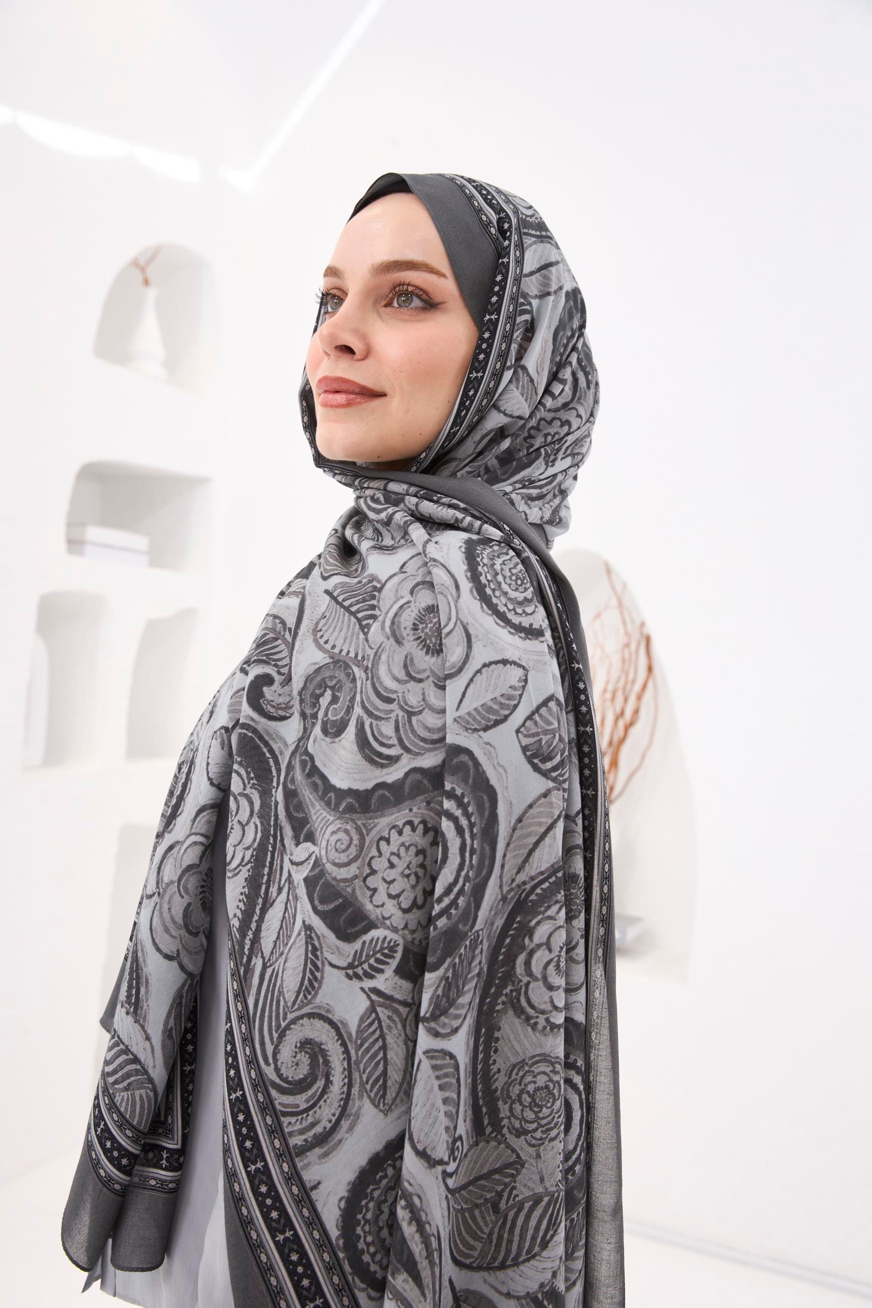 Enricoferri Petra Desen Şal Petra03-02