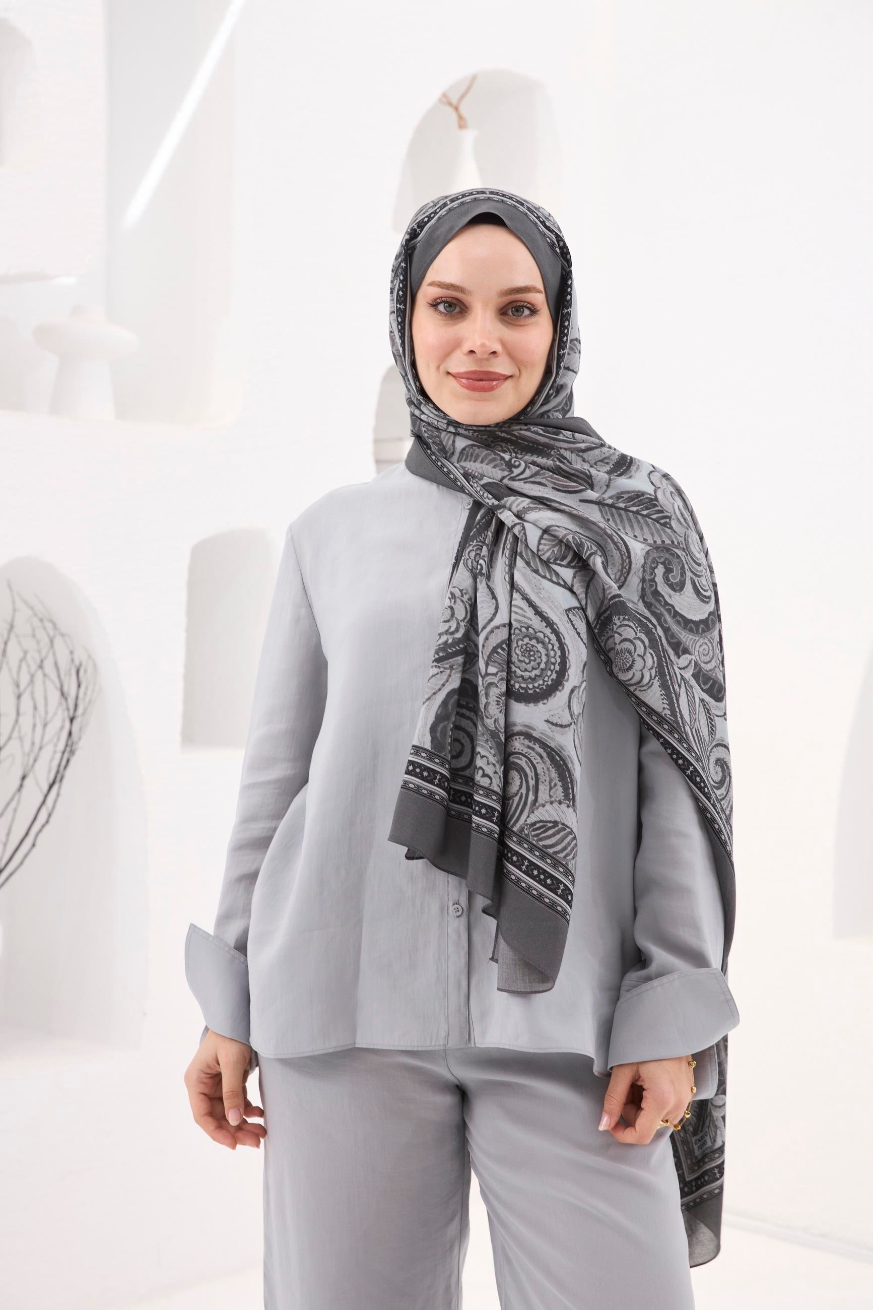 Enricoferri Petra Desen Şal Petra03-02