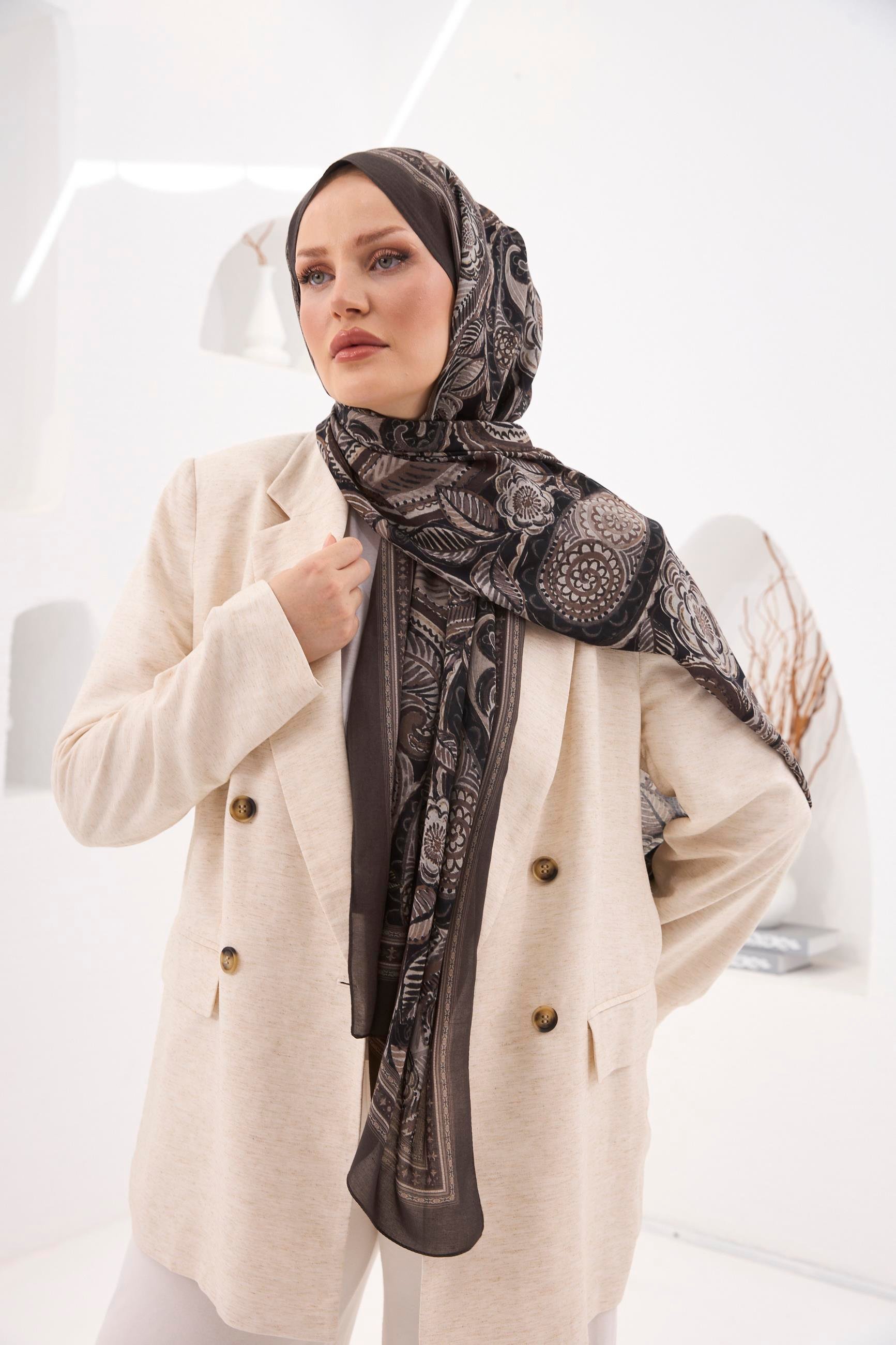 Enricoferri Petra Desen Şal Petra03-03