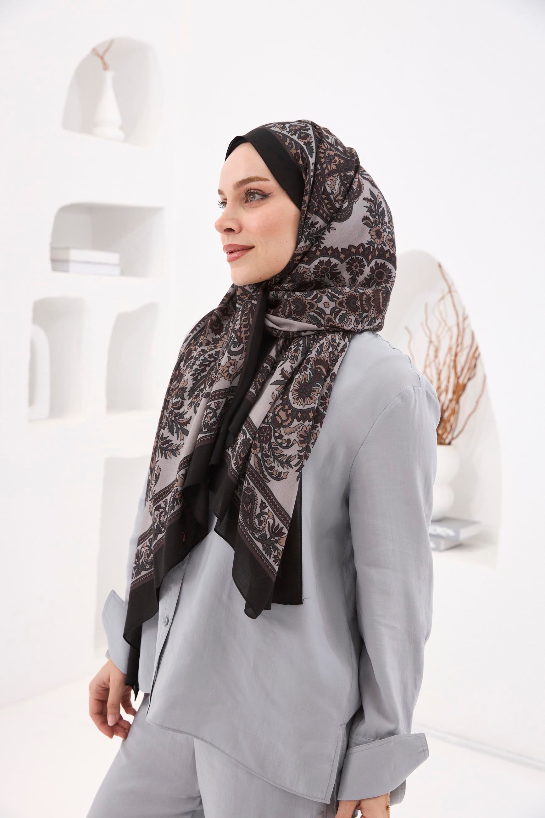 Enricoferri Petra Desen Şal Petra04-01