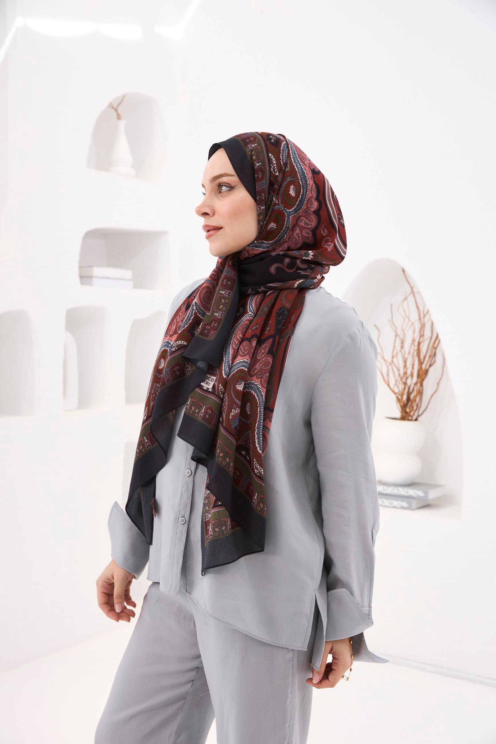 Enricoferri Petra Desen Şal Petra05-01