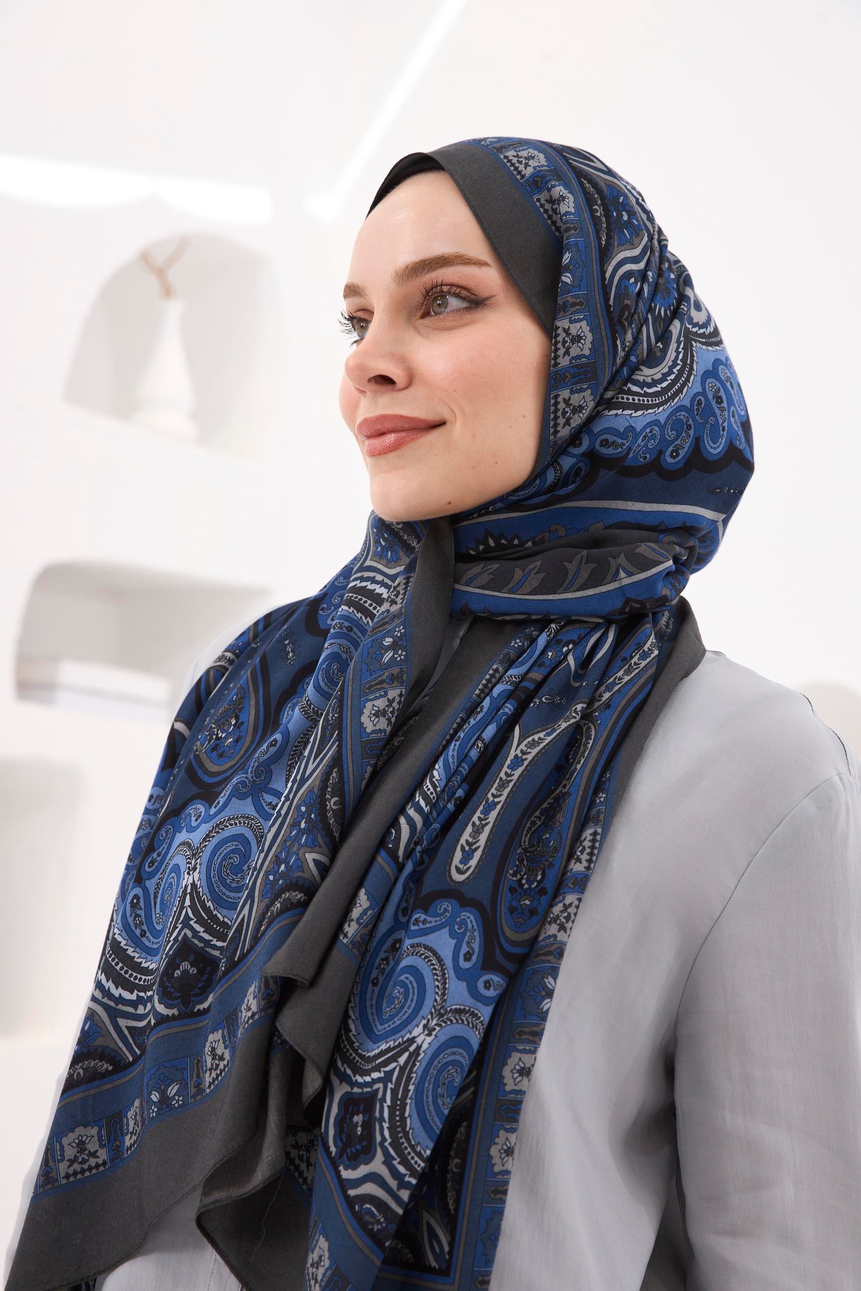 Enricoferri Petra Desen Şal Petra05-06