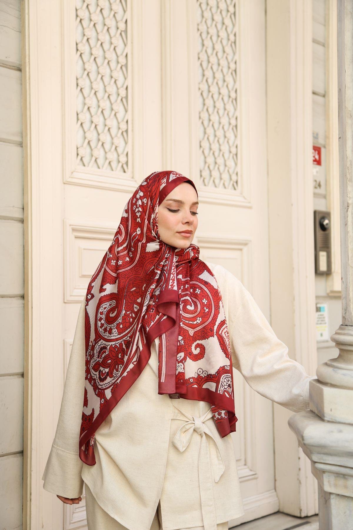 Enricoferri Valeria Desen Şal