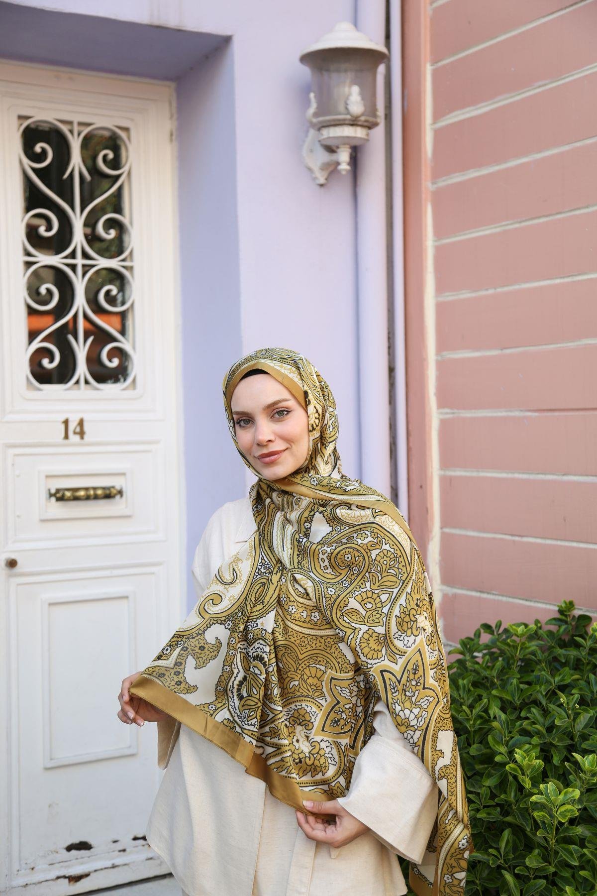 Enricoferri Valeria Desen Şal
