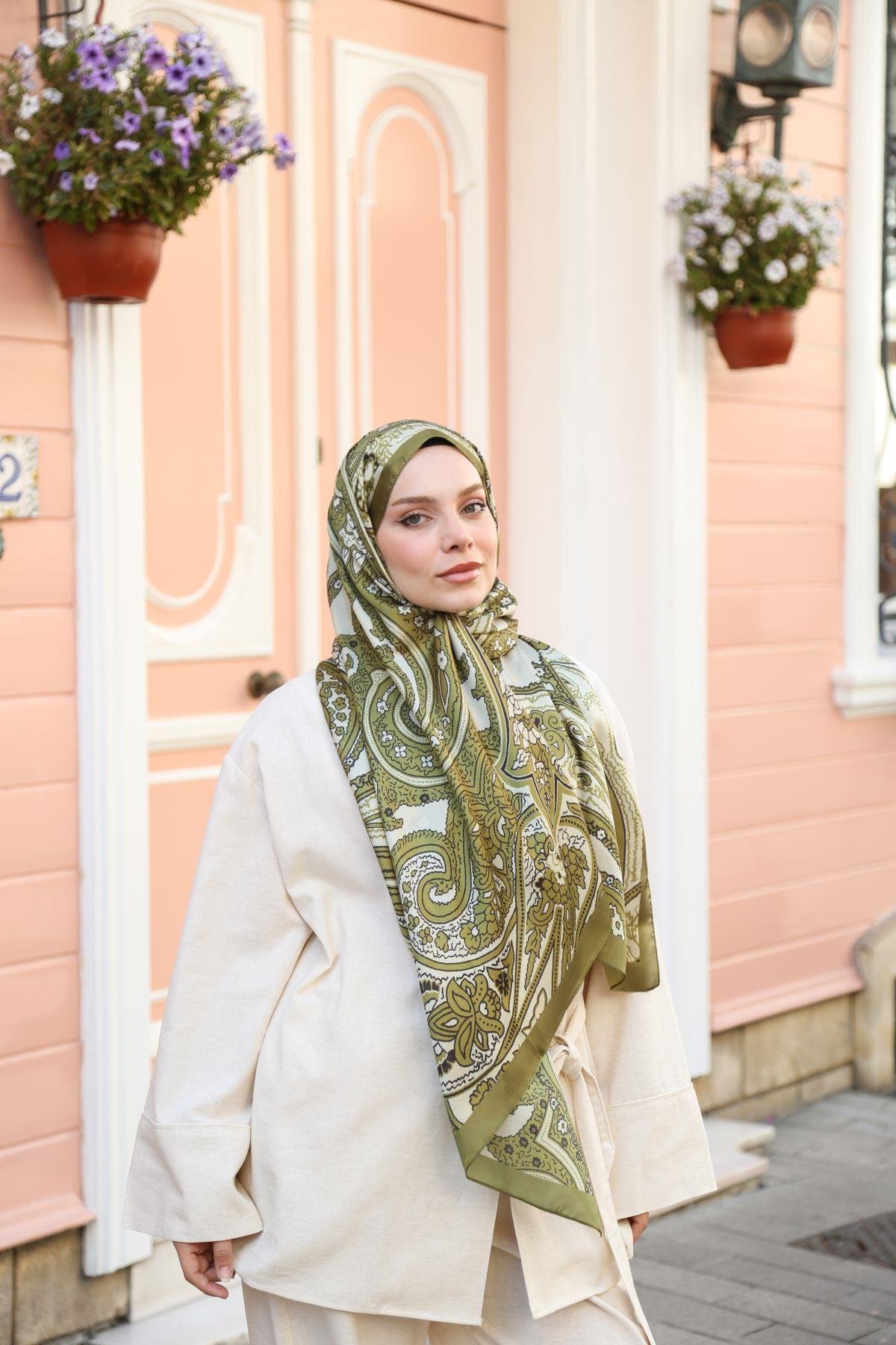 Enricoferri Valeria Desen Şal