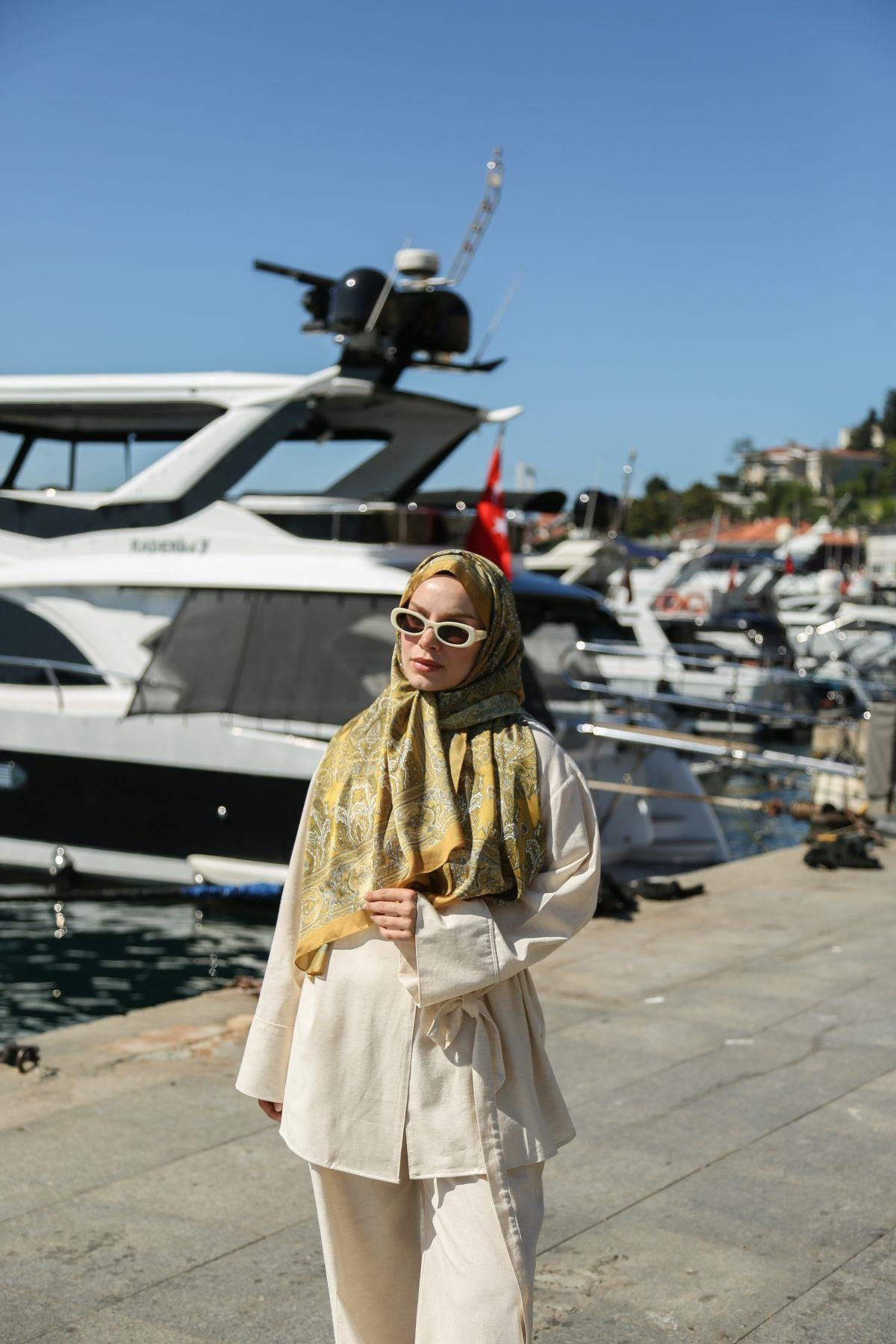 Enricoferri Valeria Desen Şal