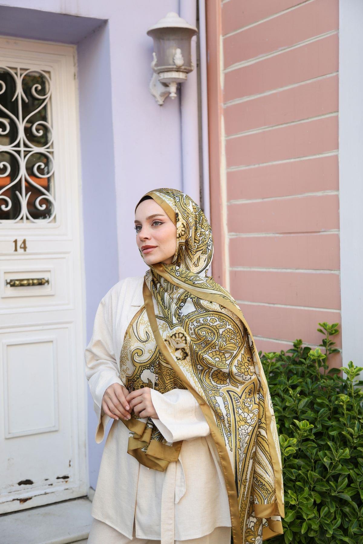 Enricoferri Valeria Desen Şal