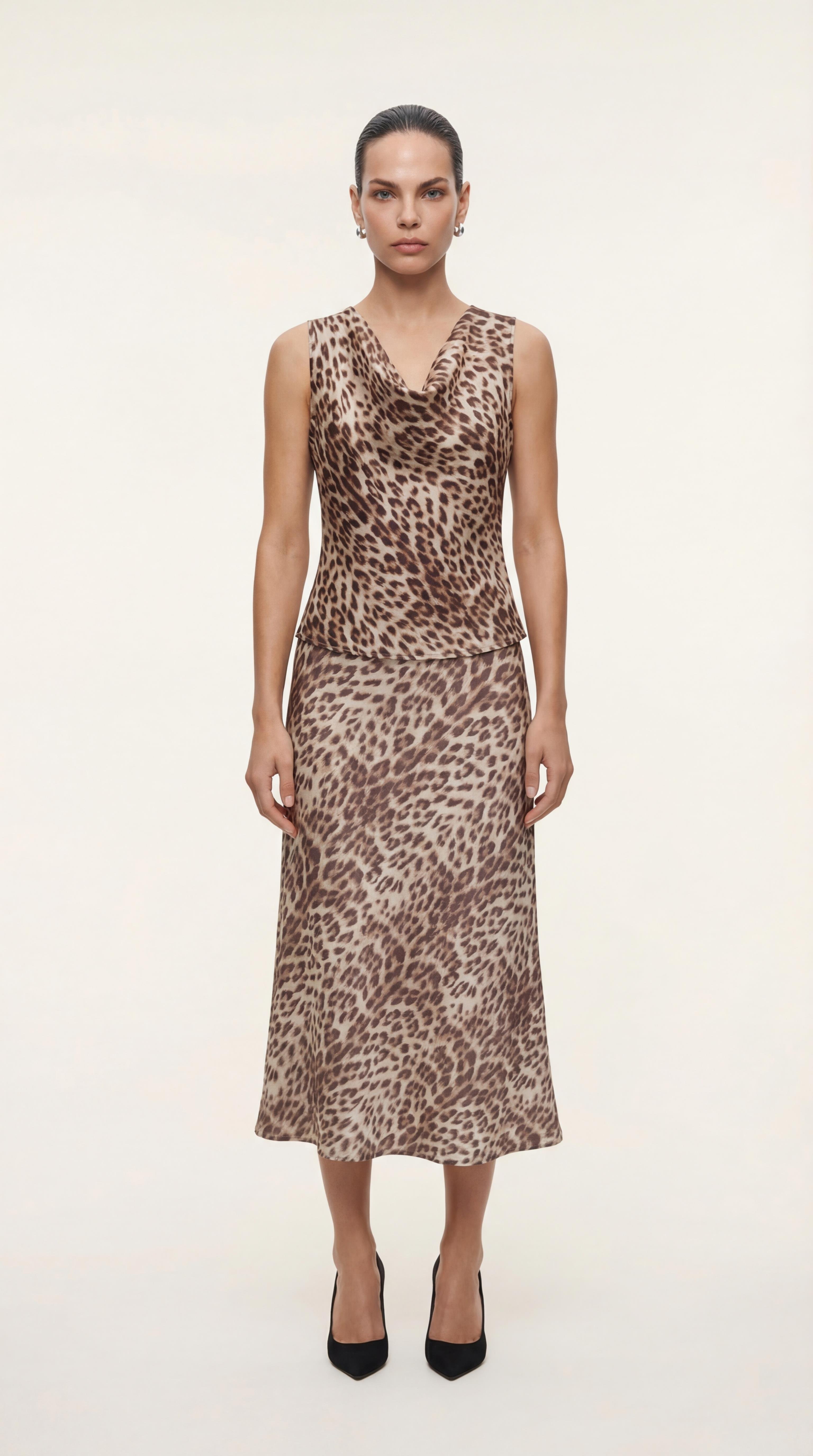 Bej-ML38018 Verev Leopar Saten Etek